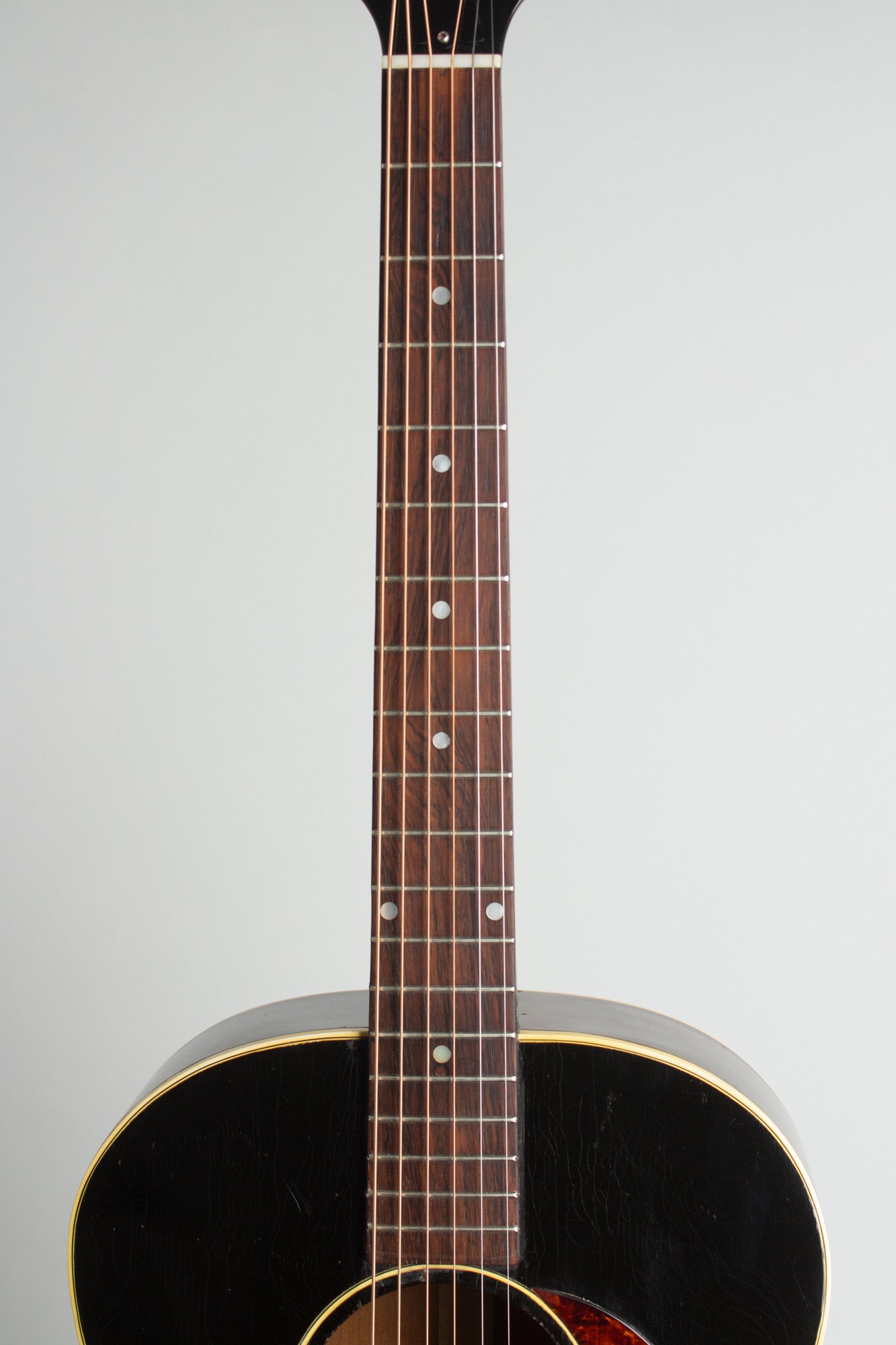 Gibson LG-2 Flat Top Acoustic Guitar (1952)
