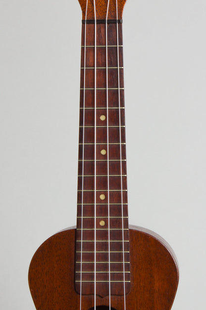 Lyon & Healy Soprano Ukulele (1922)