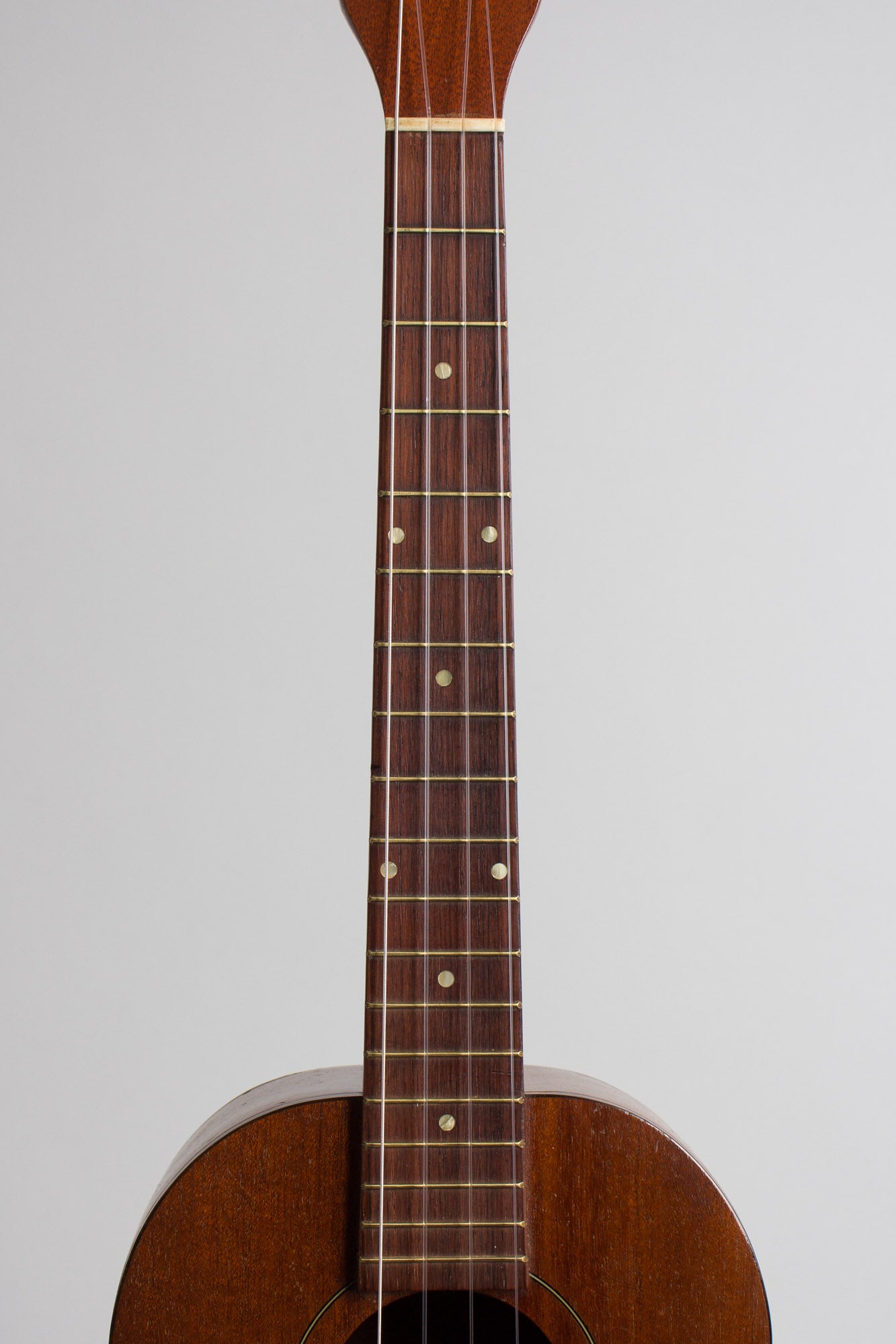 Harmony #695 Baritone Ukulele (1950)