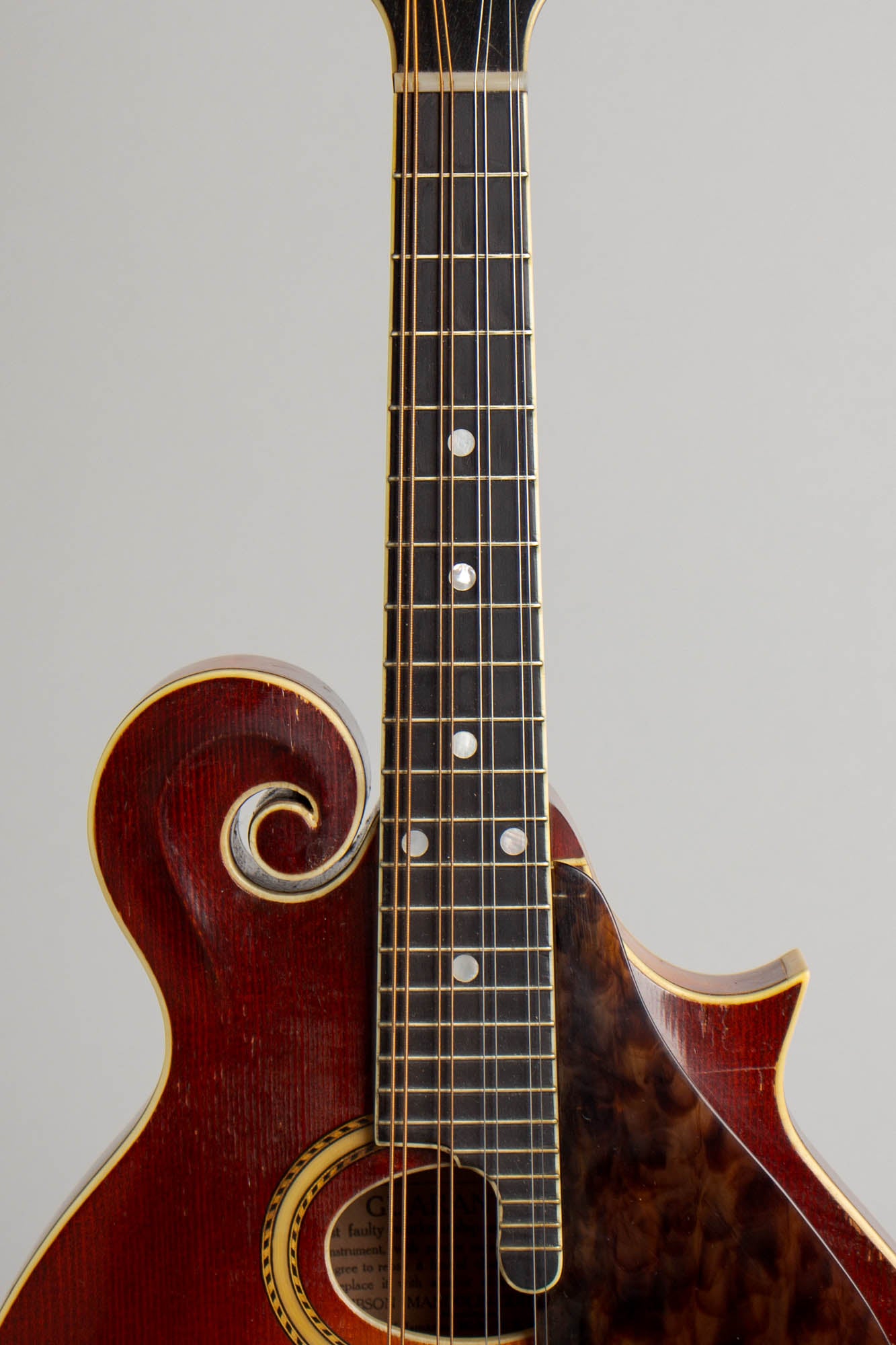 Gibson F-4 Carved Top Mandolin (1917)