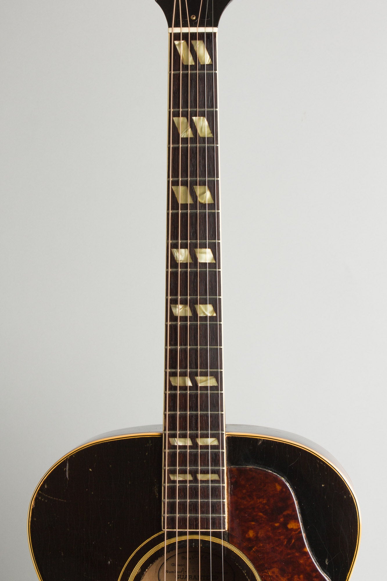 Gibson J-185 Flat Top Acoustic Guitar (1953)