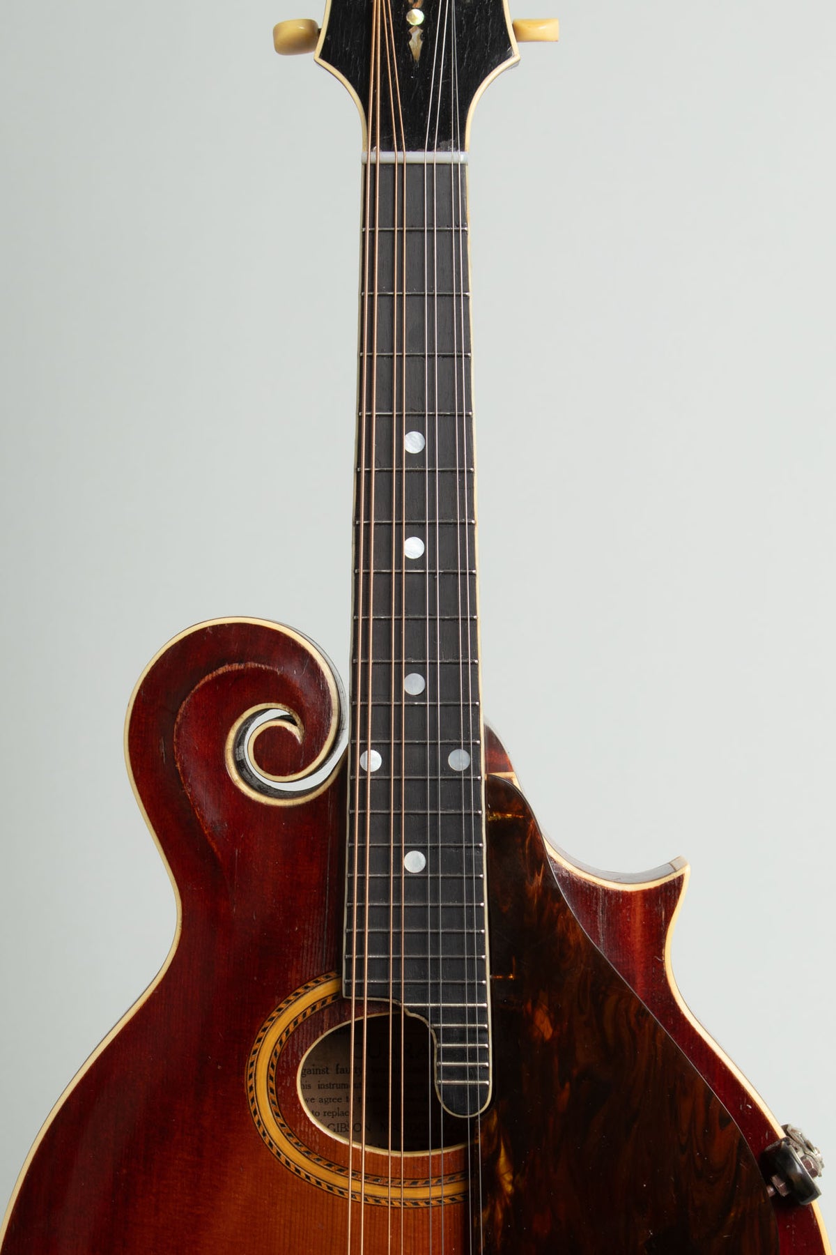 Gibson F-4 Carved Top Mandolin (1920)