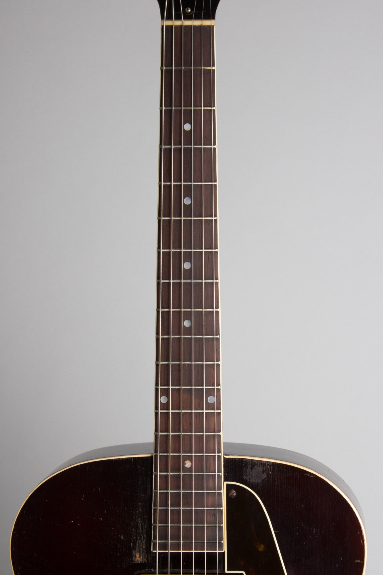 Gibson ES-150 Arch Top Hollow Body Electric Guitar (1939)