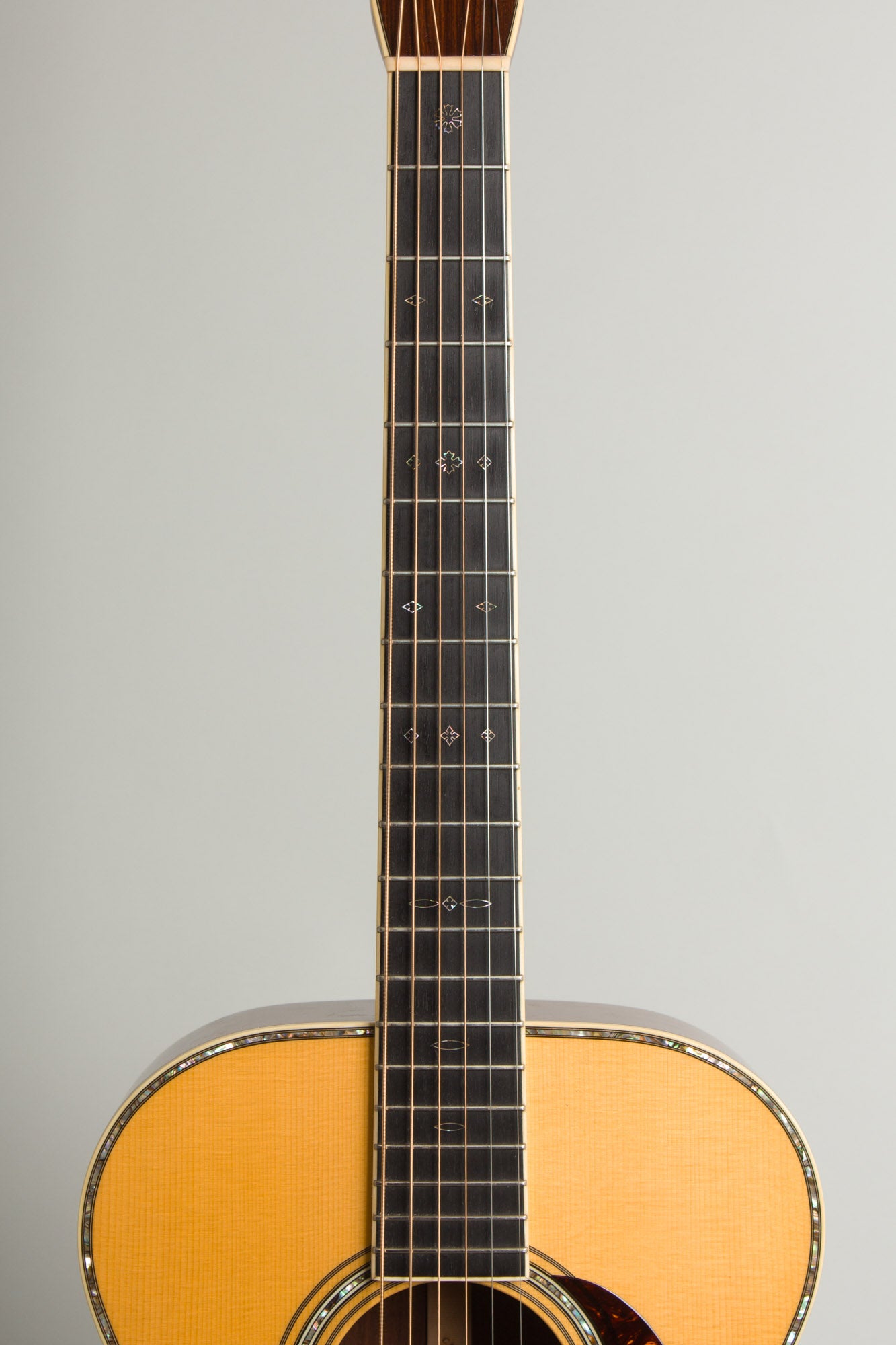 C. F. Martin 00-41 Custom Shop Elderly Instruments Special Flat Top Acoustic Guitar (2016)