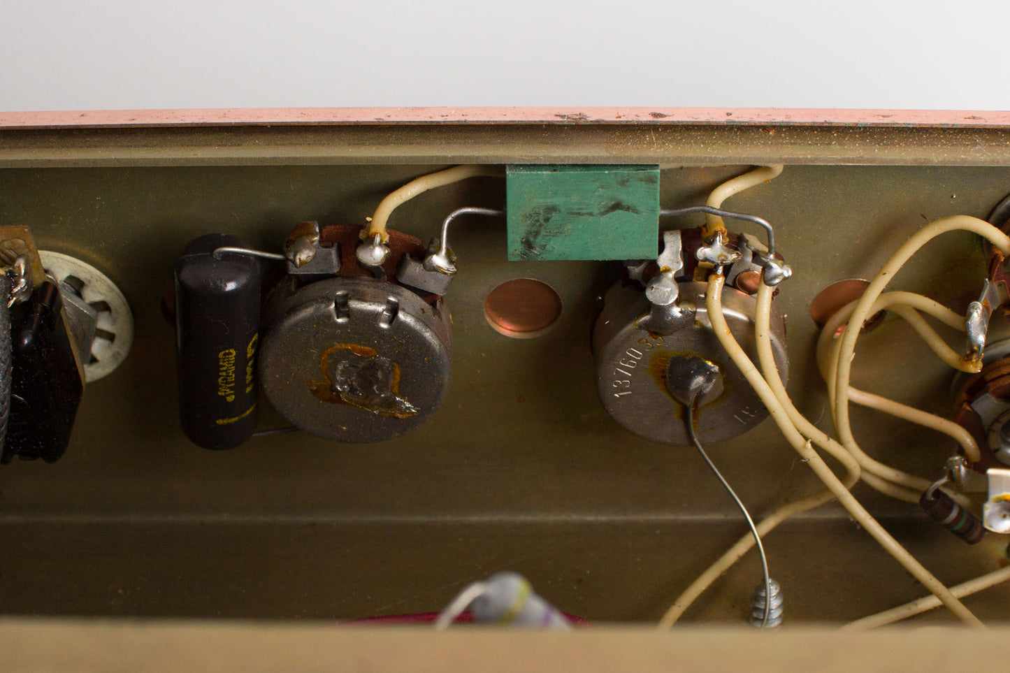 DeArmond R5 Tube Amplifier (1960)