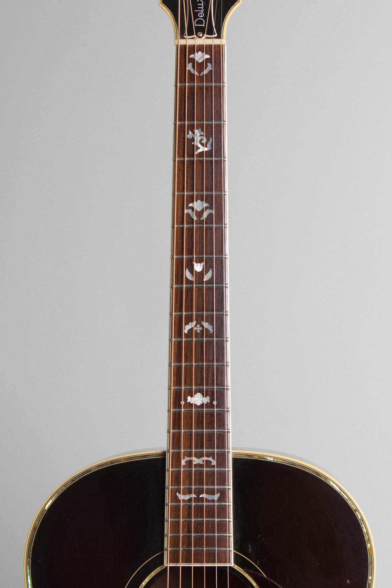 Gibson J-45 Deluxe Flat Top Acoustic Guitar (1995)