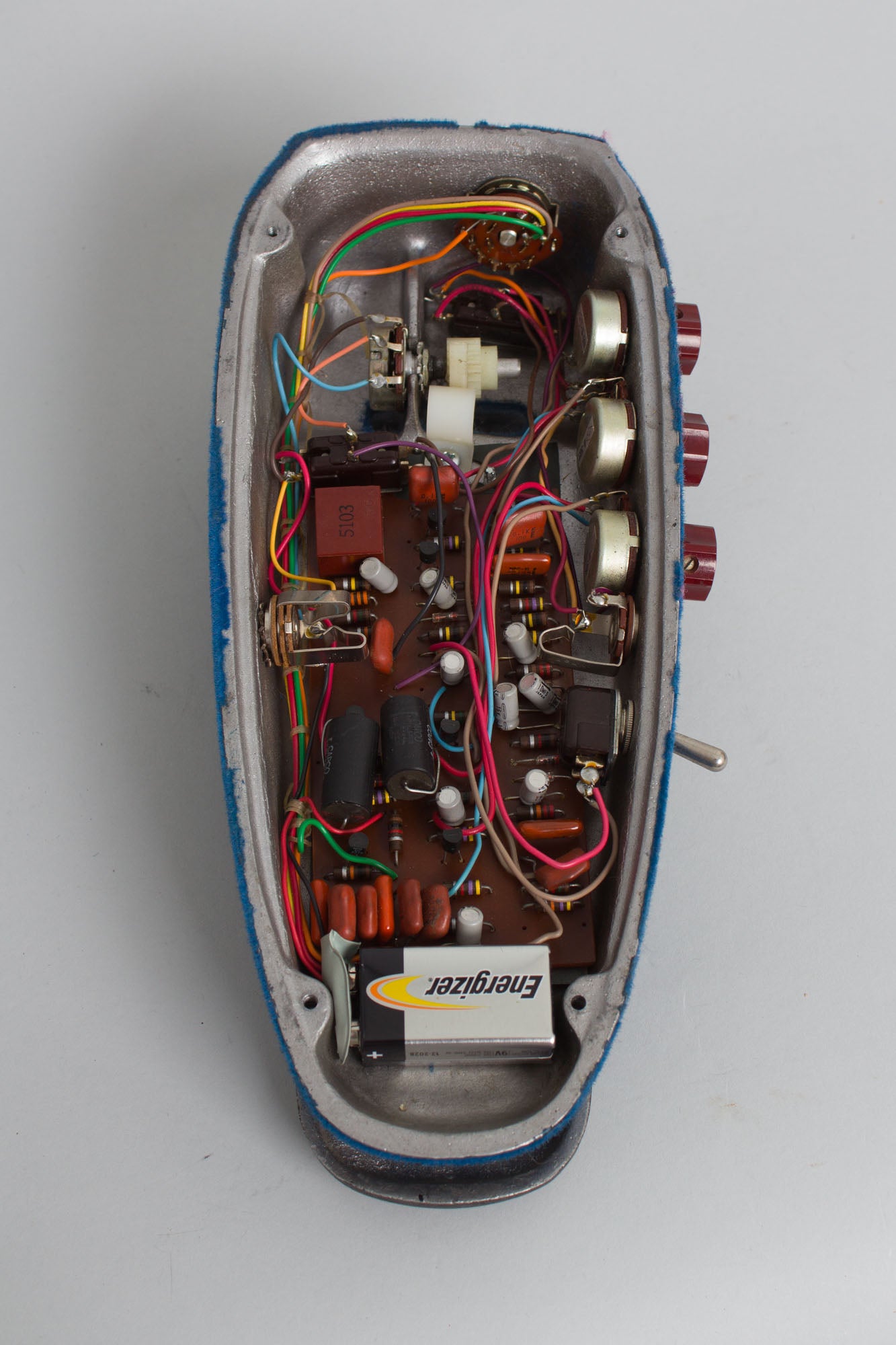Foxx Fuzz & Wa & Volume Fuzz Effect (1970)