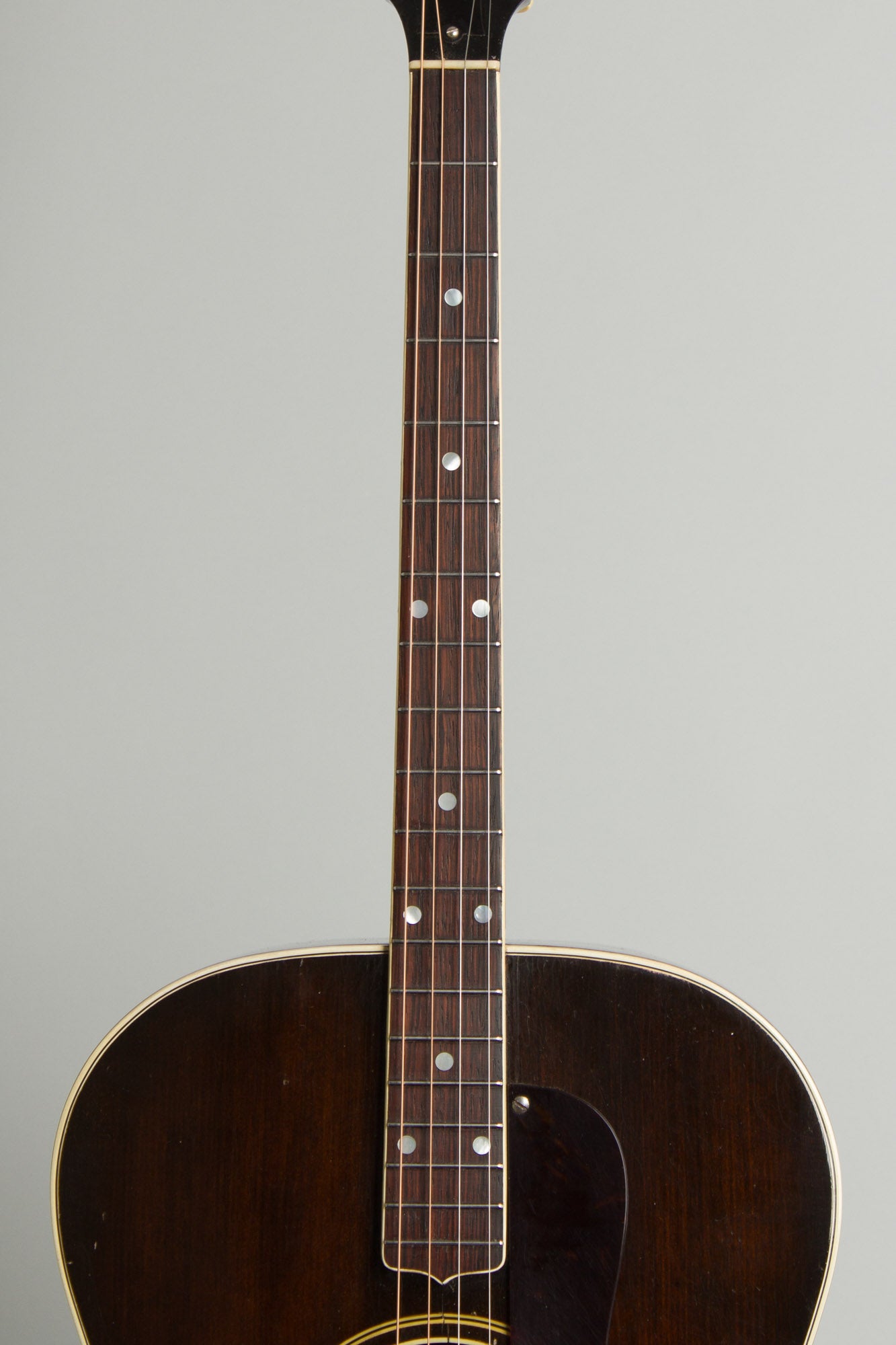 Gibson TG-Nick Lucas Special Flat Top Tenor Guitar (1932)