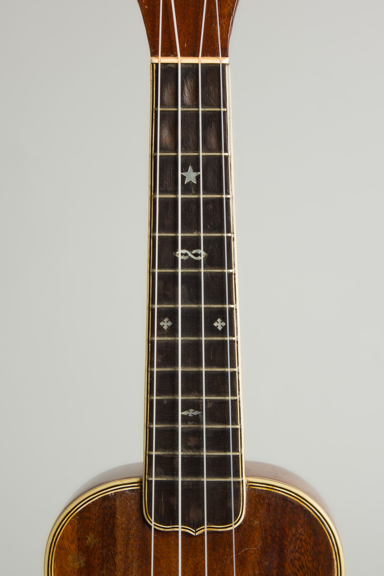 unlabelled Koa Soprano Ukulele (1925)