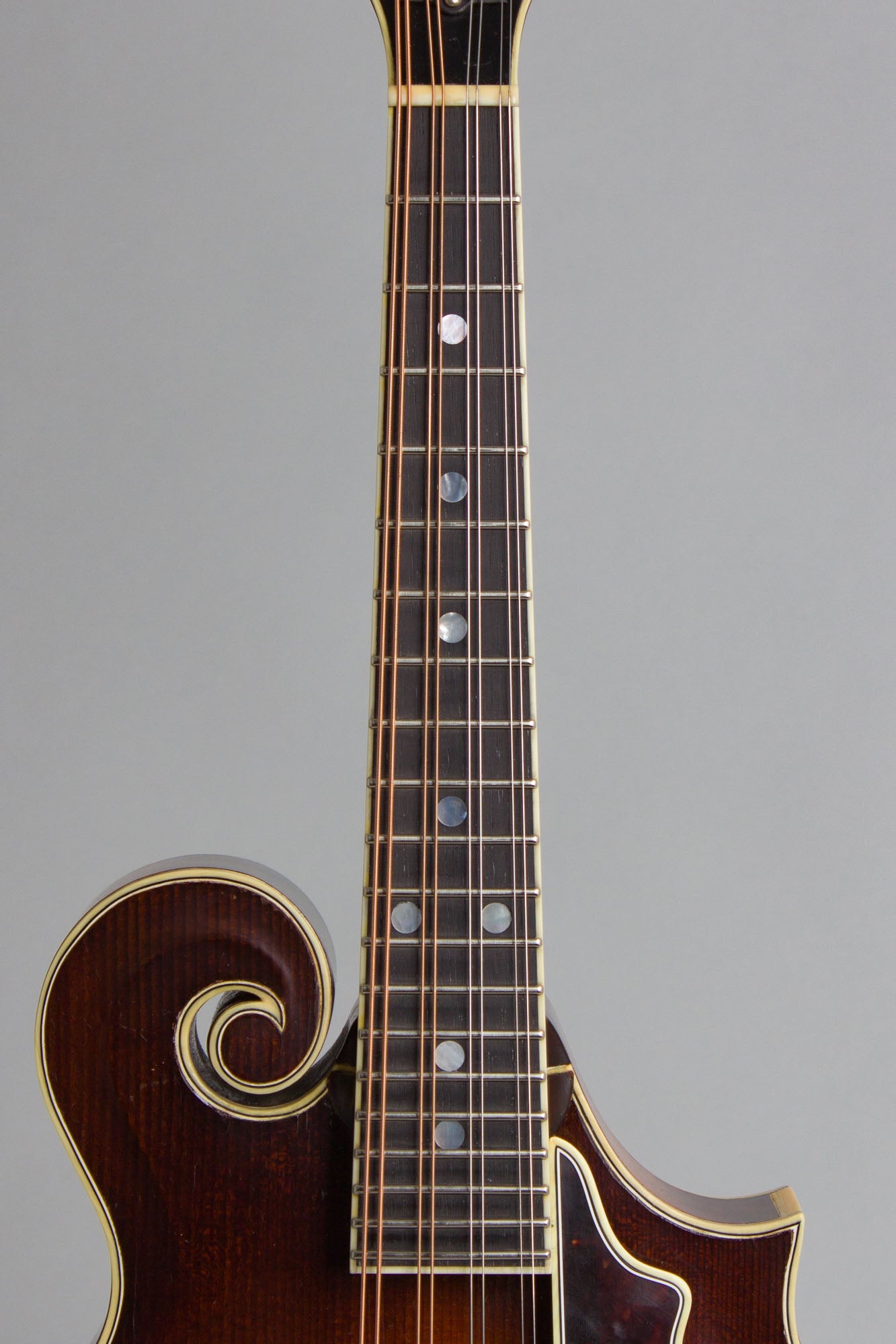 Gilchrist F-5 Carved Top Mandolin (1990)