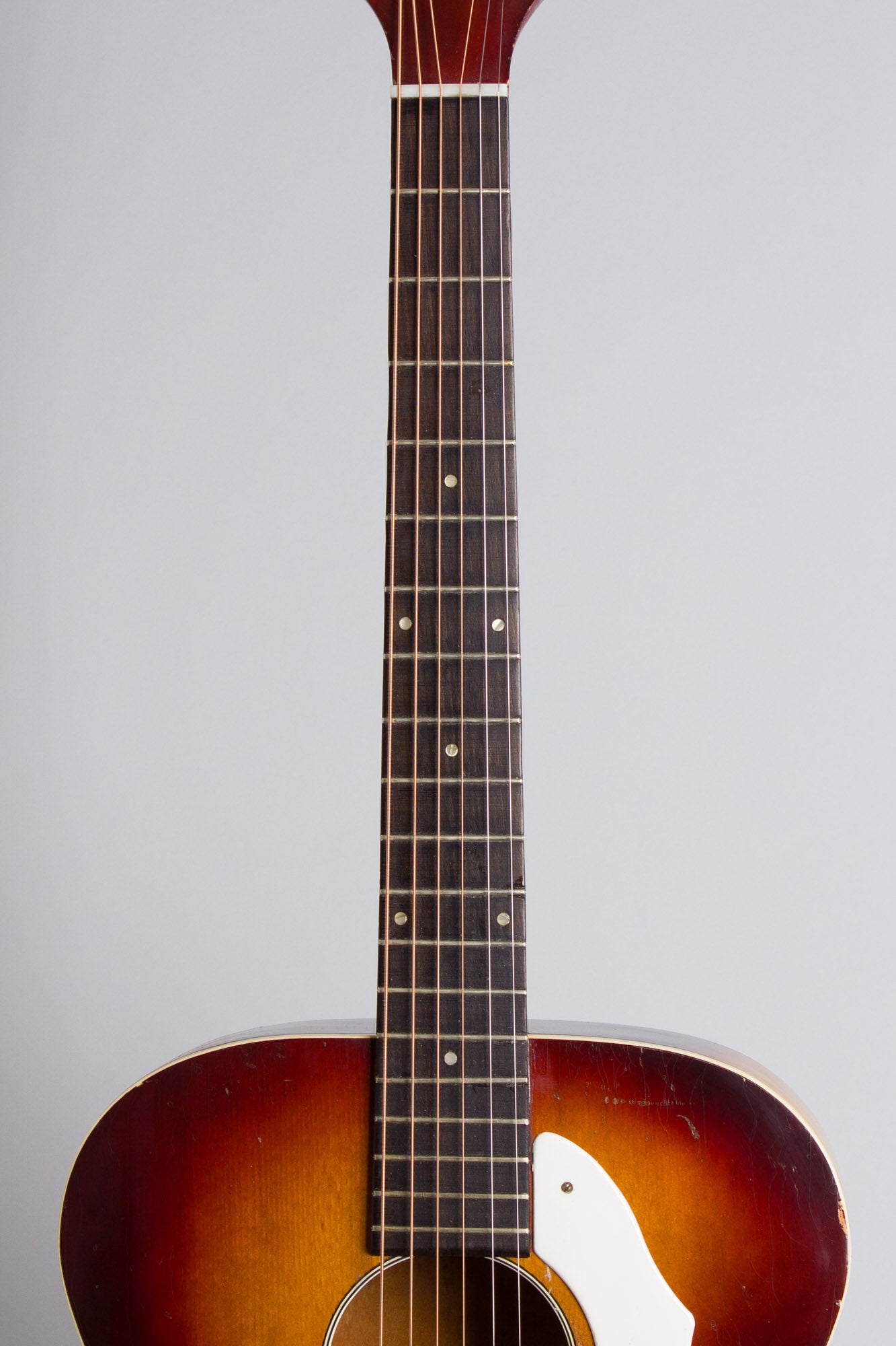 Harmony Silvertone Model 643 Flat Top Acoustic Guitar (1968)