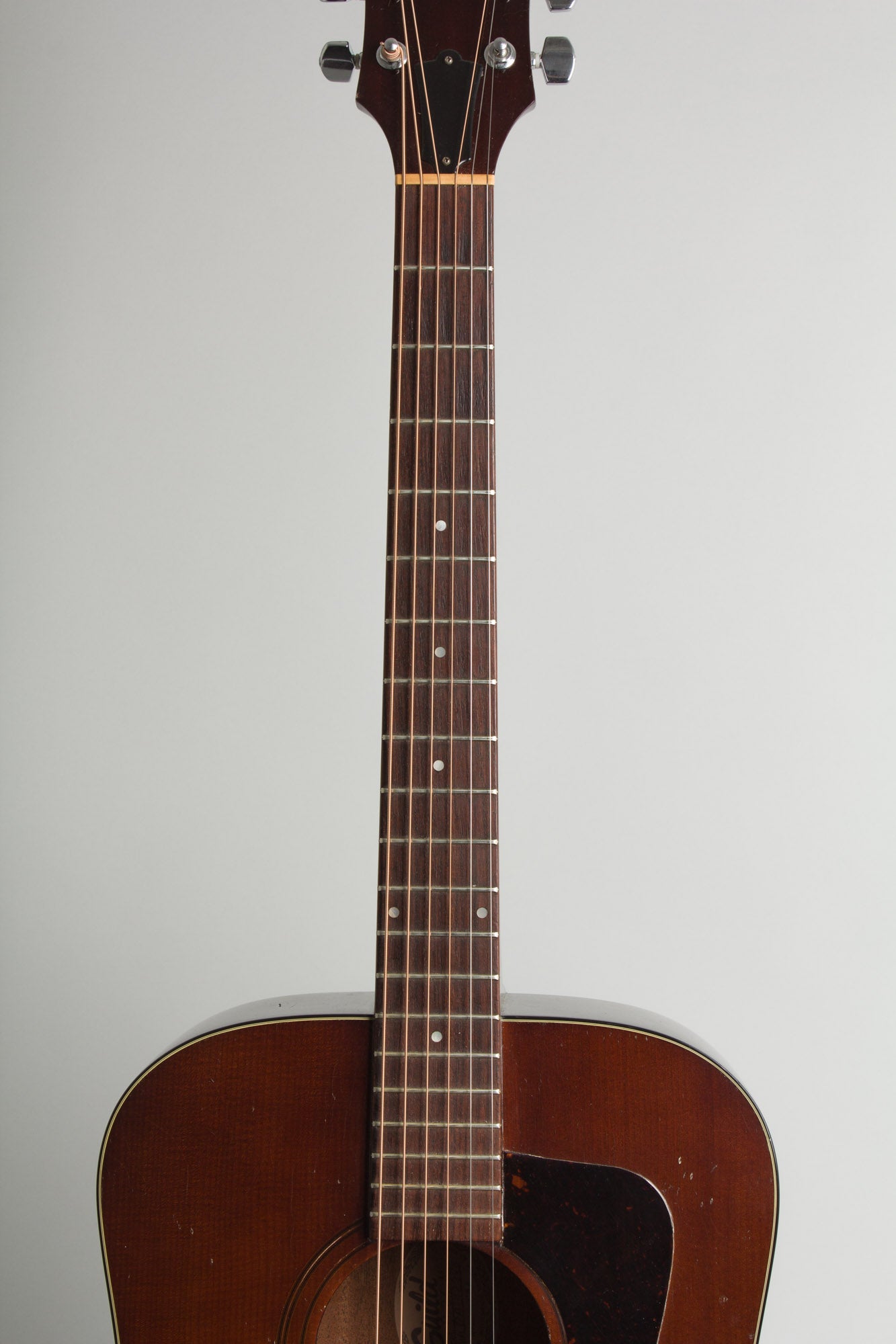 Guild D-25 Flat Top Acoustic Guitar (1983)