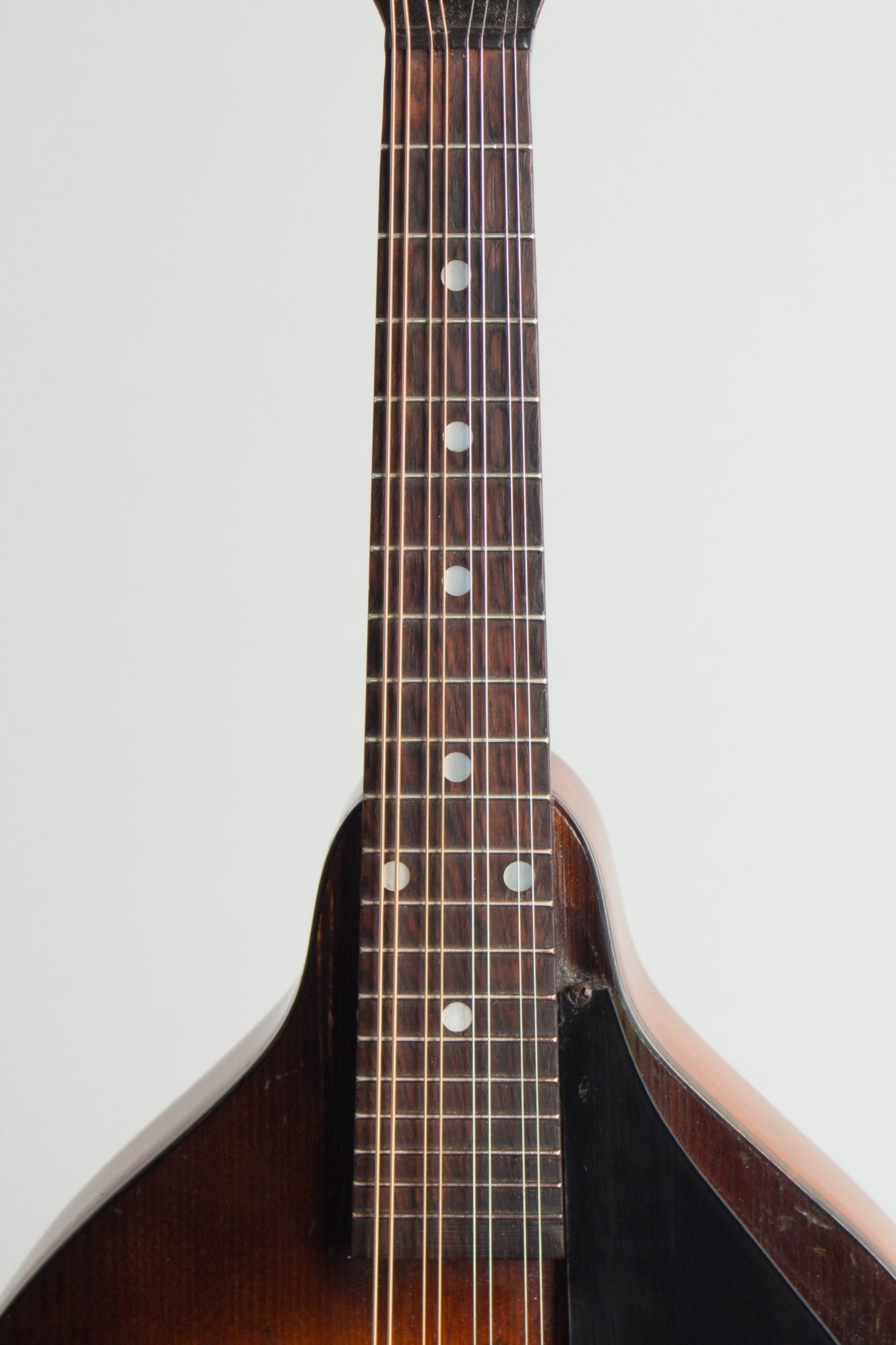 Kalamazoo KM-21 Arch Top Mandolin (1936)