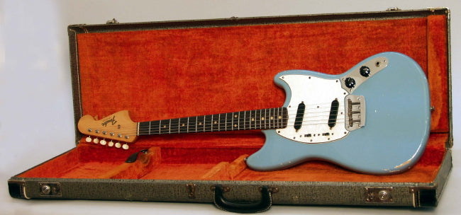 Fender Duo-Sonic II Solid Body Electric Guitar (1964)
