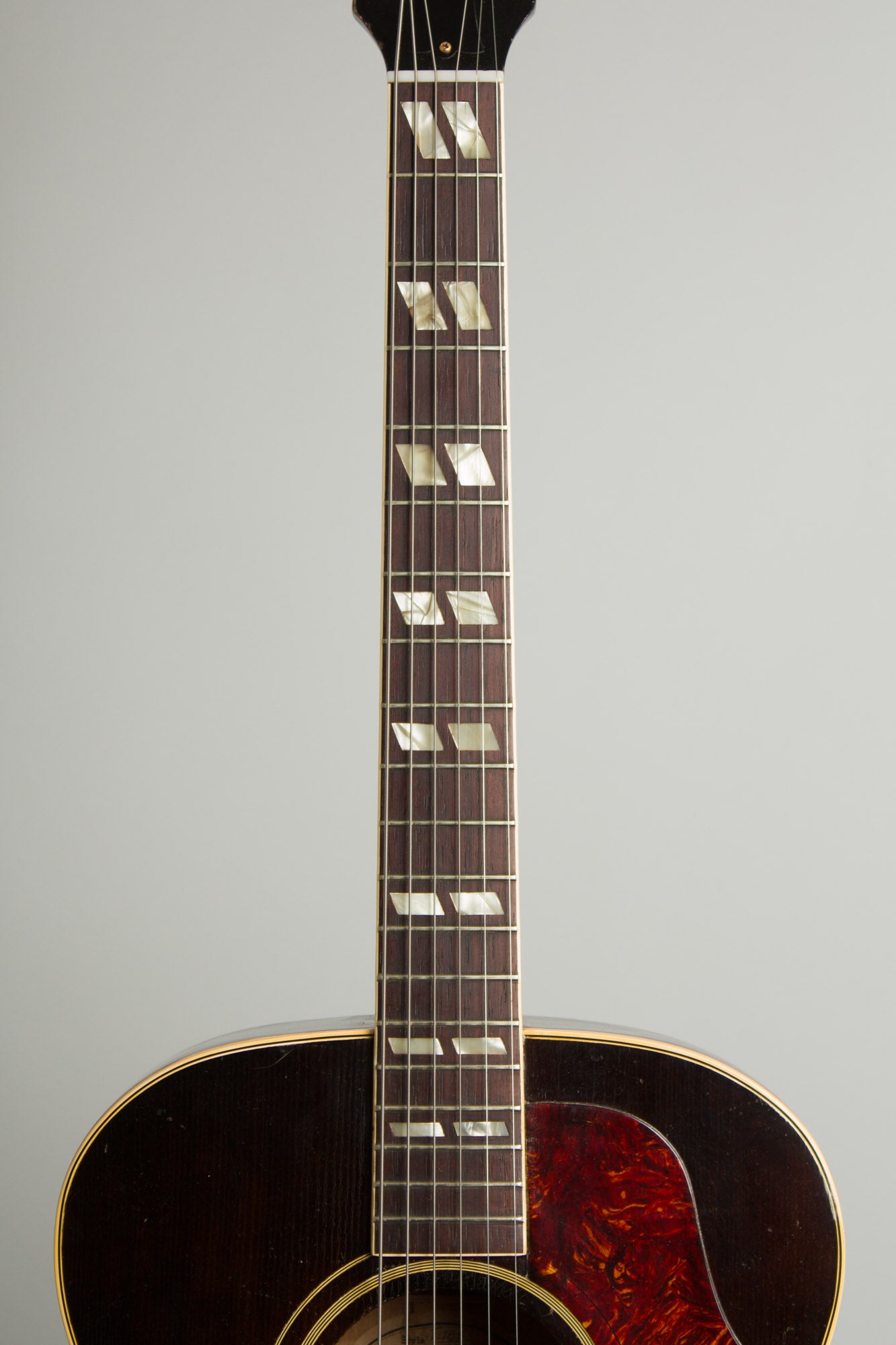 Gibson J-185 Flat Top Acoustic Guitar (1953)