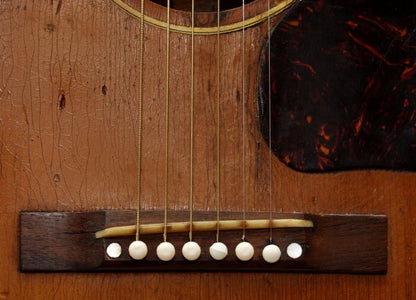 Gibson LG-2 Flat Top Acoustic Guitar (1948)