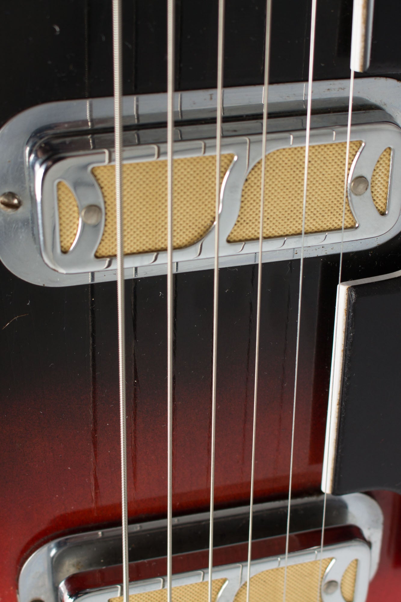 Harmony H66 Vibra-Jet Thinline Hollow Body Electric Guitar (1964)