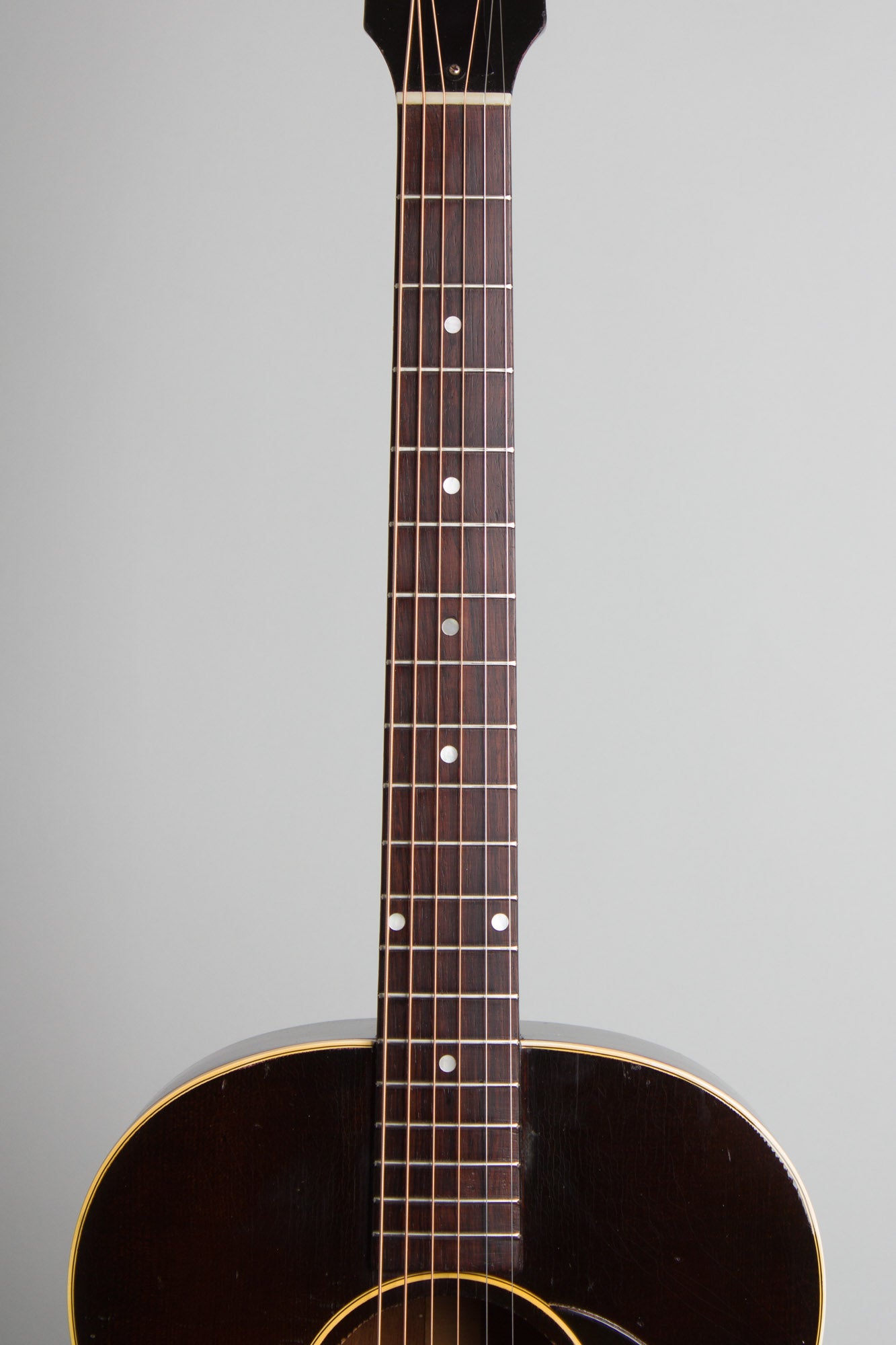 Gibson LG-2 Flat Top Acoustic Guitar (1949)