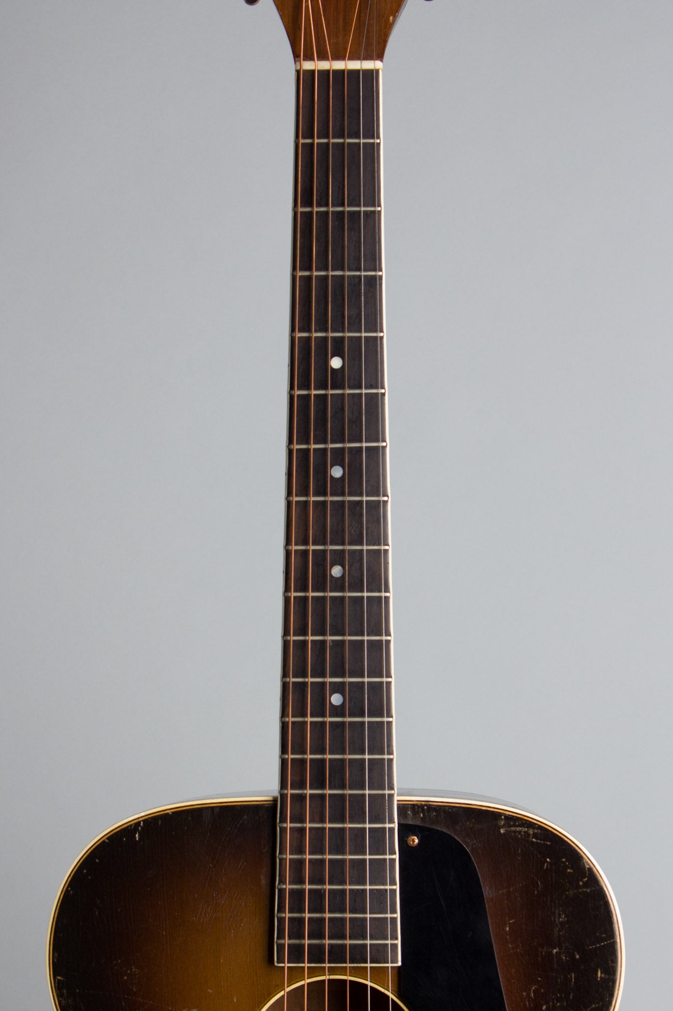 Oahu Jumbo Flat Top Acoustic Guitar (1937)