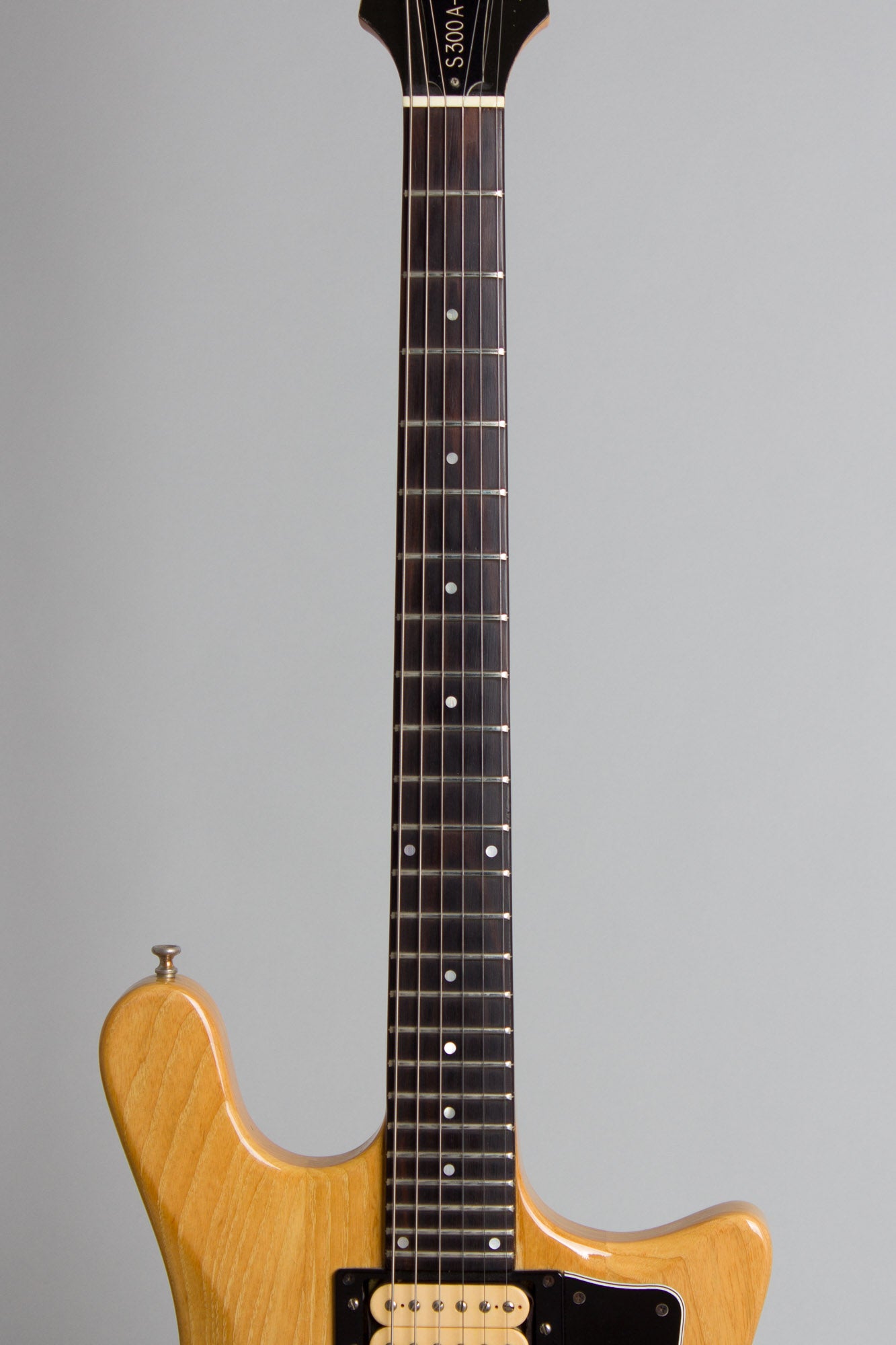 Guild S300 A-D Bld. Solid Body Electric Guitar (1979)