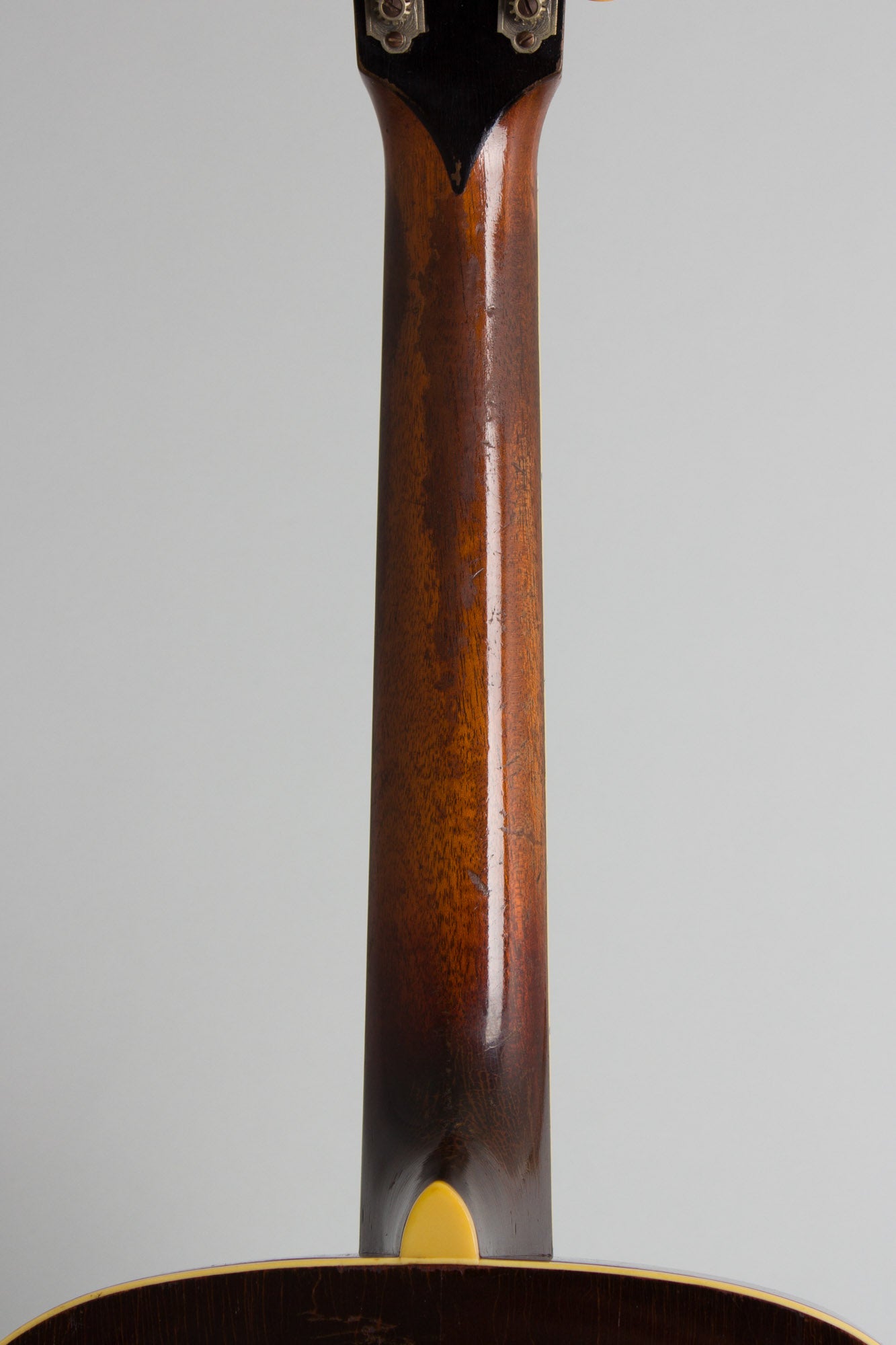 Gibson L-4 Arch Top Acoustic Guitar (1931)