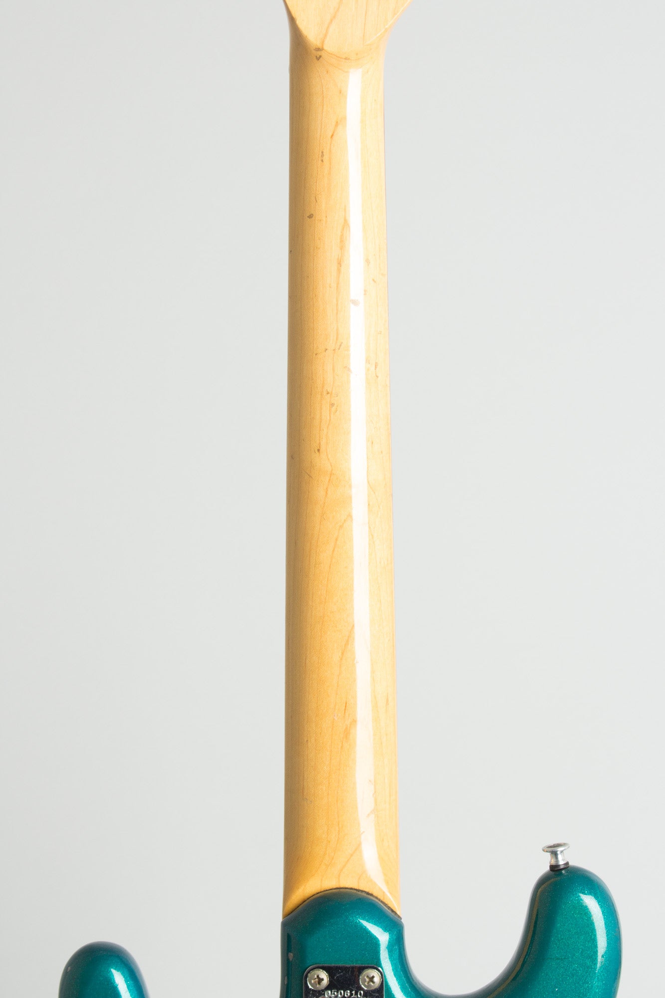 Magnatone Zephyr X-5 Solid Body Electric Guitar (1965)