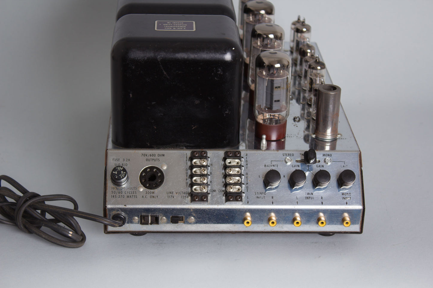 McIntosh MC-240 Tube Stereo Amplifier (1967)