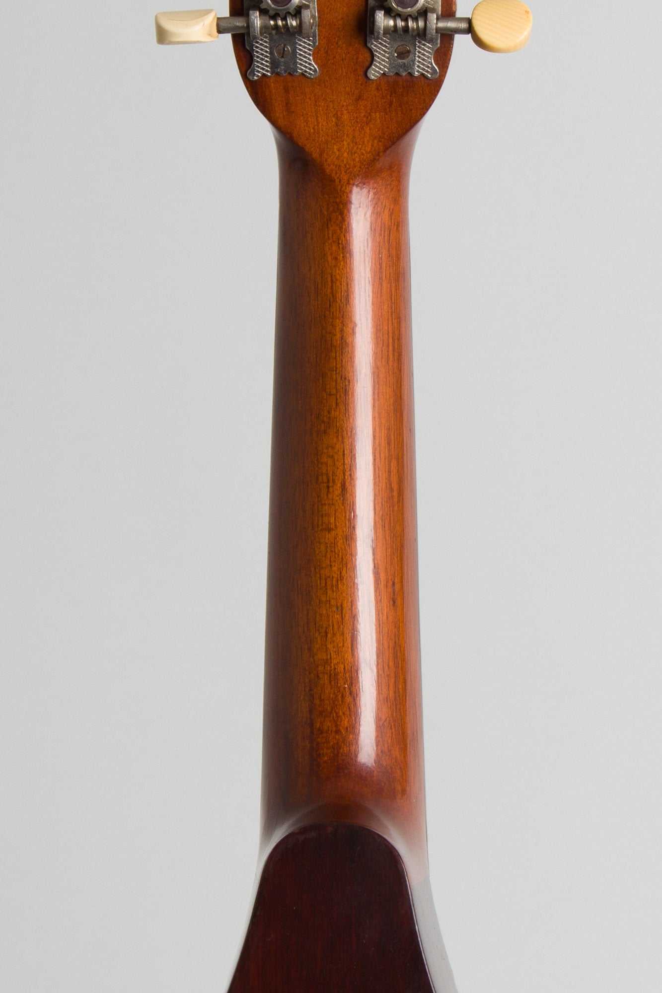 Vega Style 201 Flat Back, Bent Top Mandolin (1916)