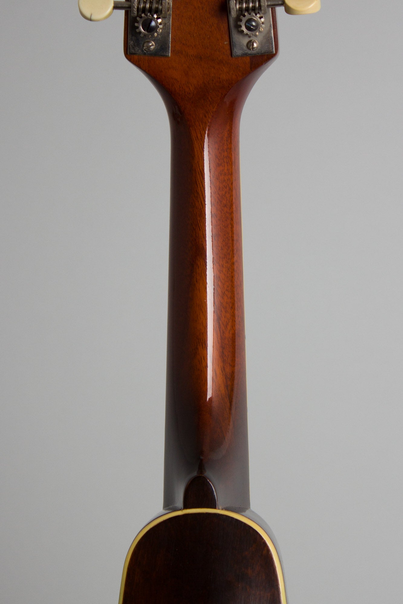 Gibson A-2 Snakehead Carved Top Mandolin (1923)