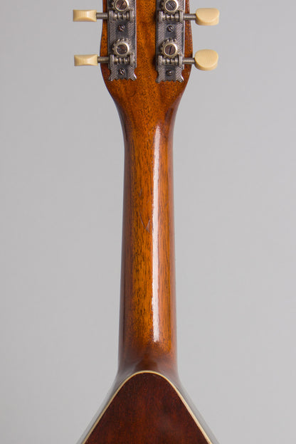 Larson Brothers Maurer Flat Back, Bent Top Mandolin (1917)