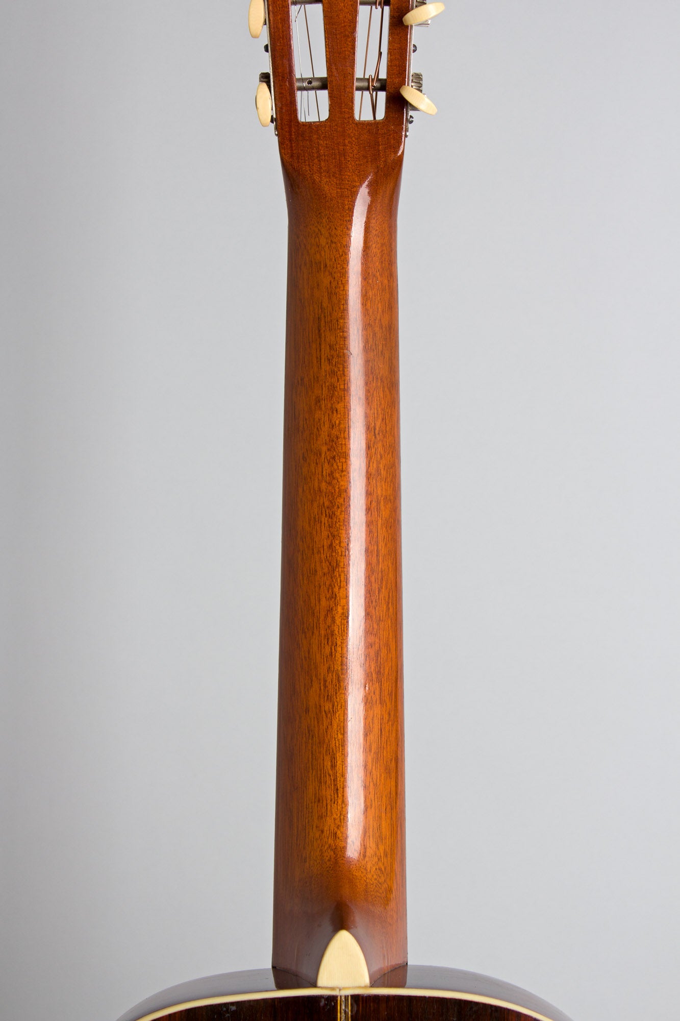 Larson Brothers Unlabelled Flat Top Acoustic Guitar (1915)