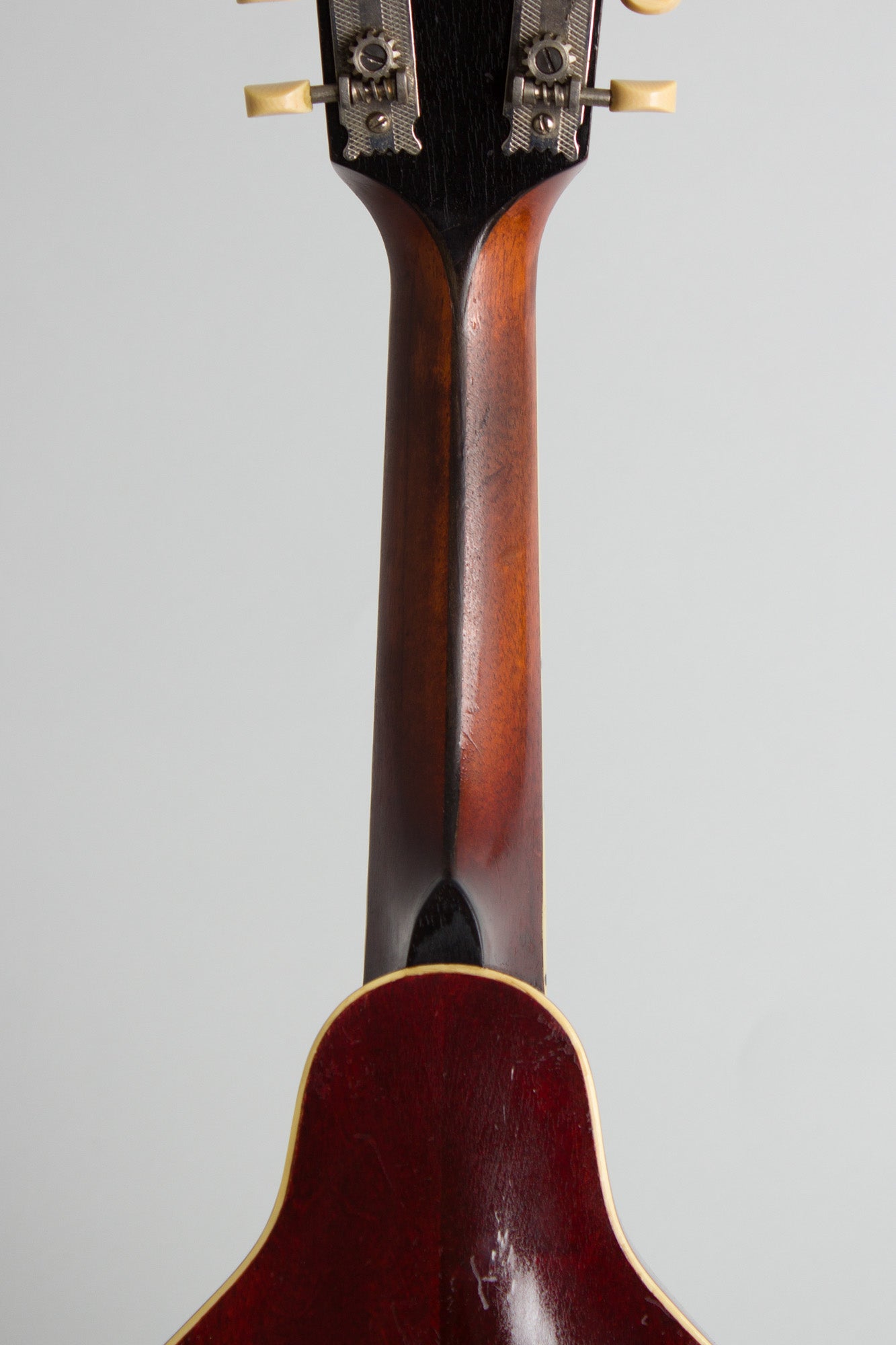 Gibson Model A-3 Carved Top Mandolin (1919)