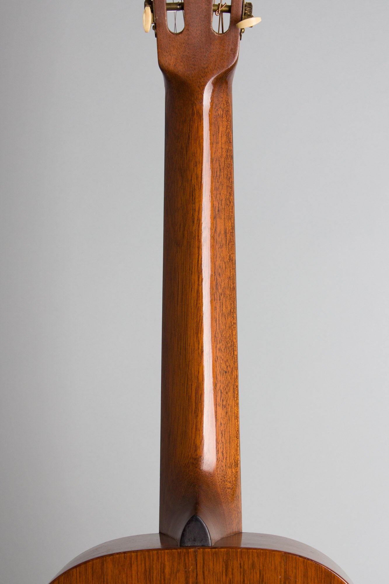 C. F. Martin 0-18 Flat Top Acoustic Guitar (1926)