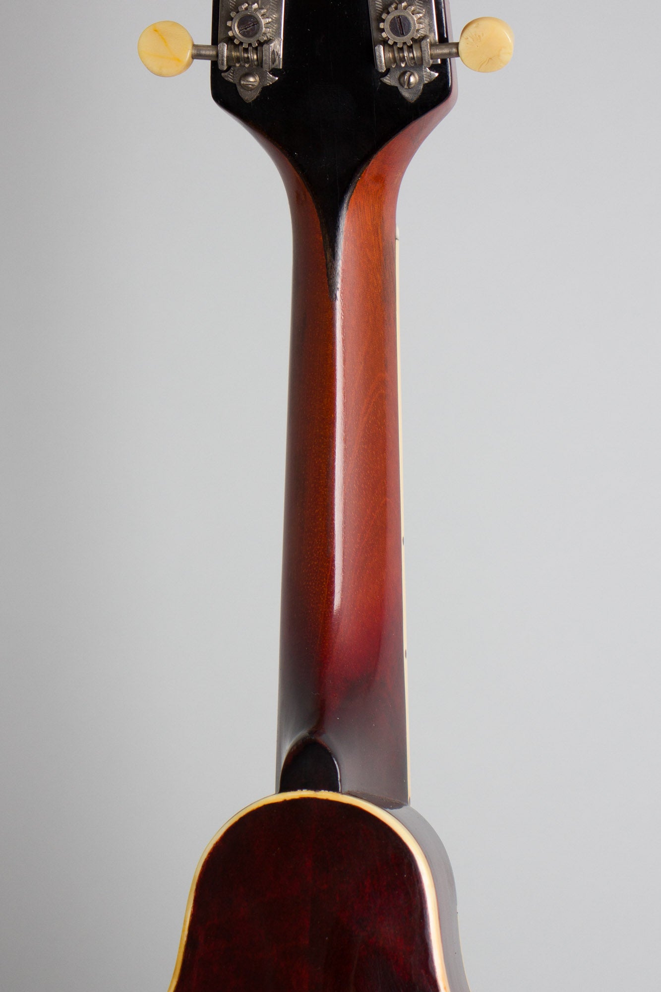 Gibson Model A-4 Snakehead Carved Top Mandolin (1923)