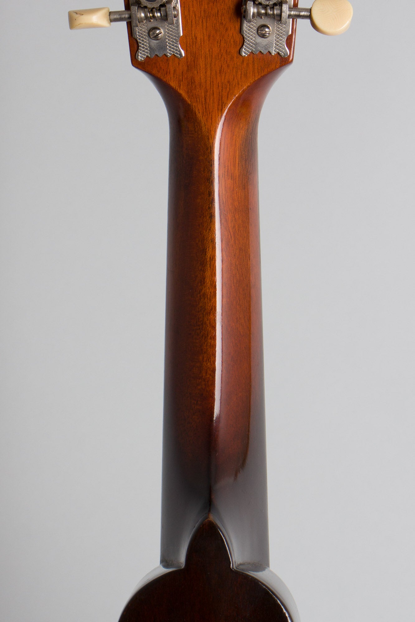 Gibson Style A Carved Top Mandolin (1922)