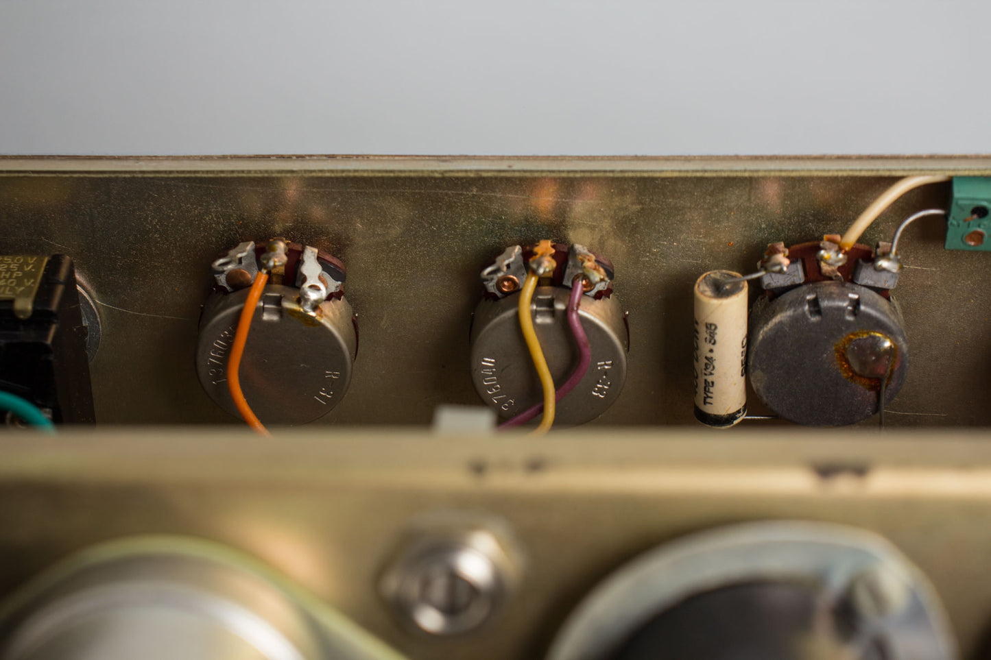 DeArmond Martin Model 112T Tube Amplifier (1960)