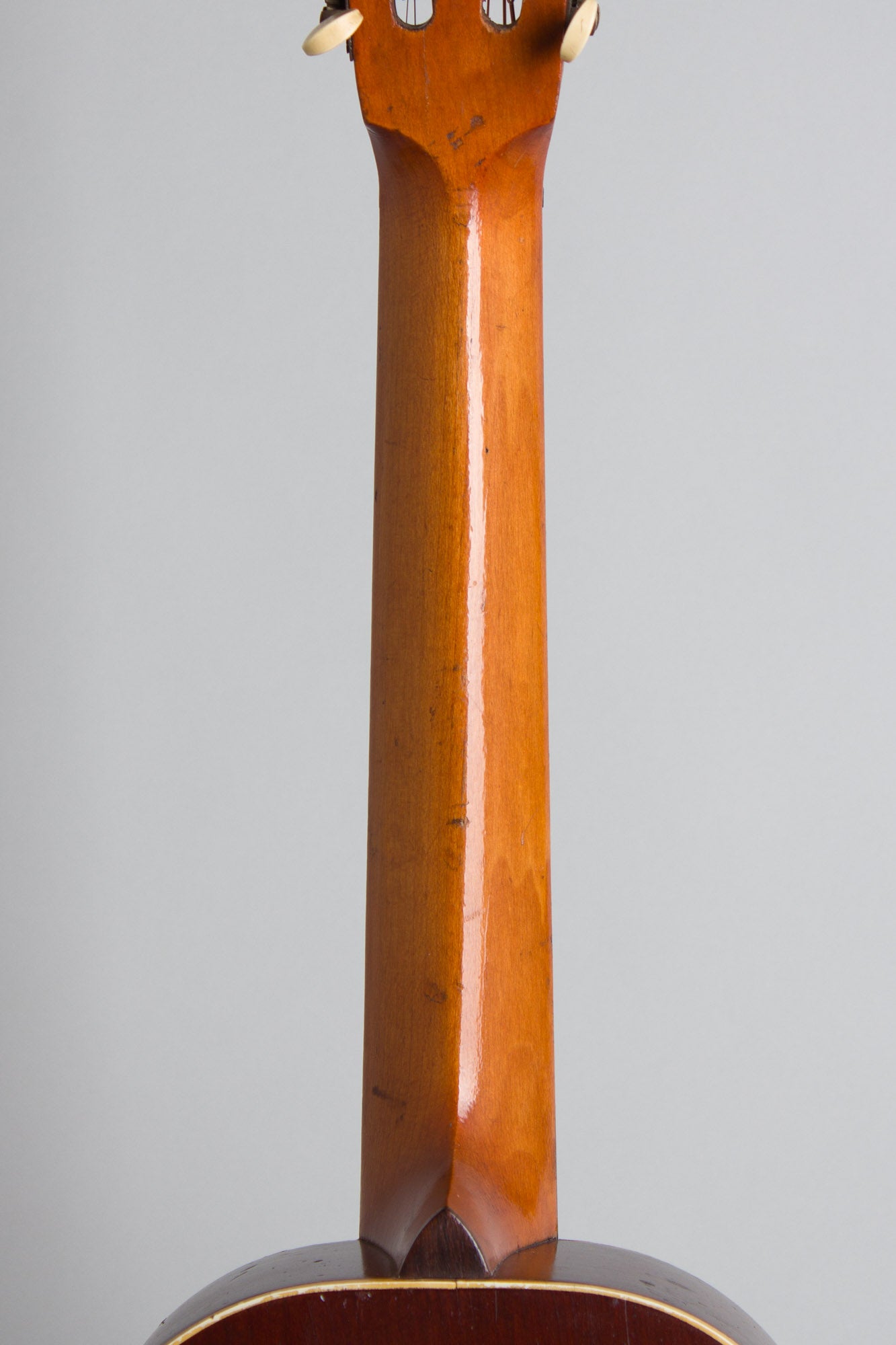 Grunewald 3/4 Size Flat Top Acoustic Guitar (1905)