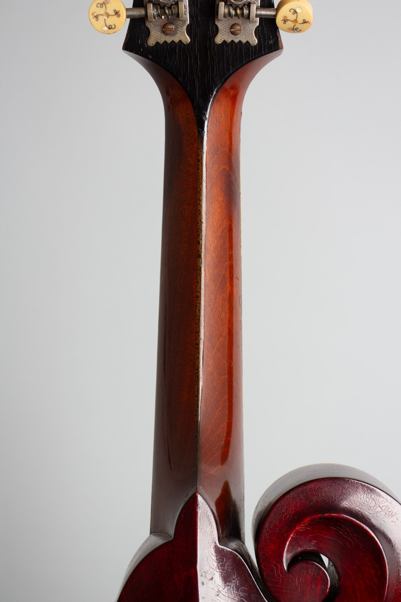 Gibson F-2 Carved Top Mandolin (1914)