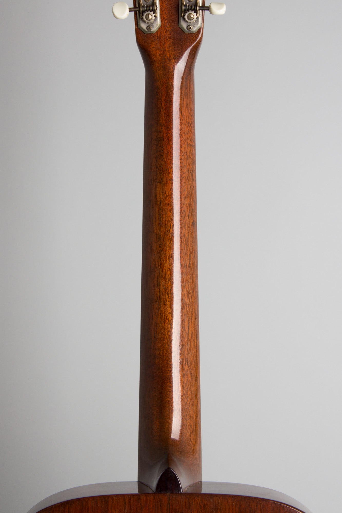 C. F. Martin 00-17 Flat Top Acoustic Guitar (1948)