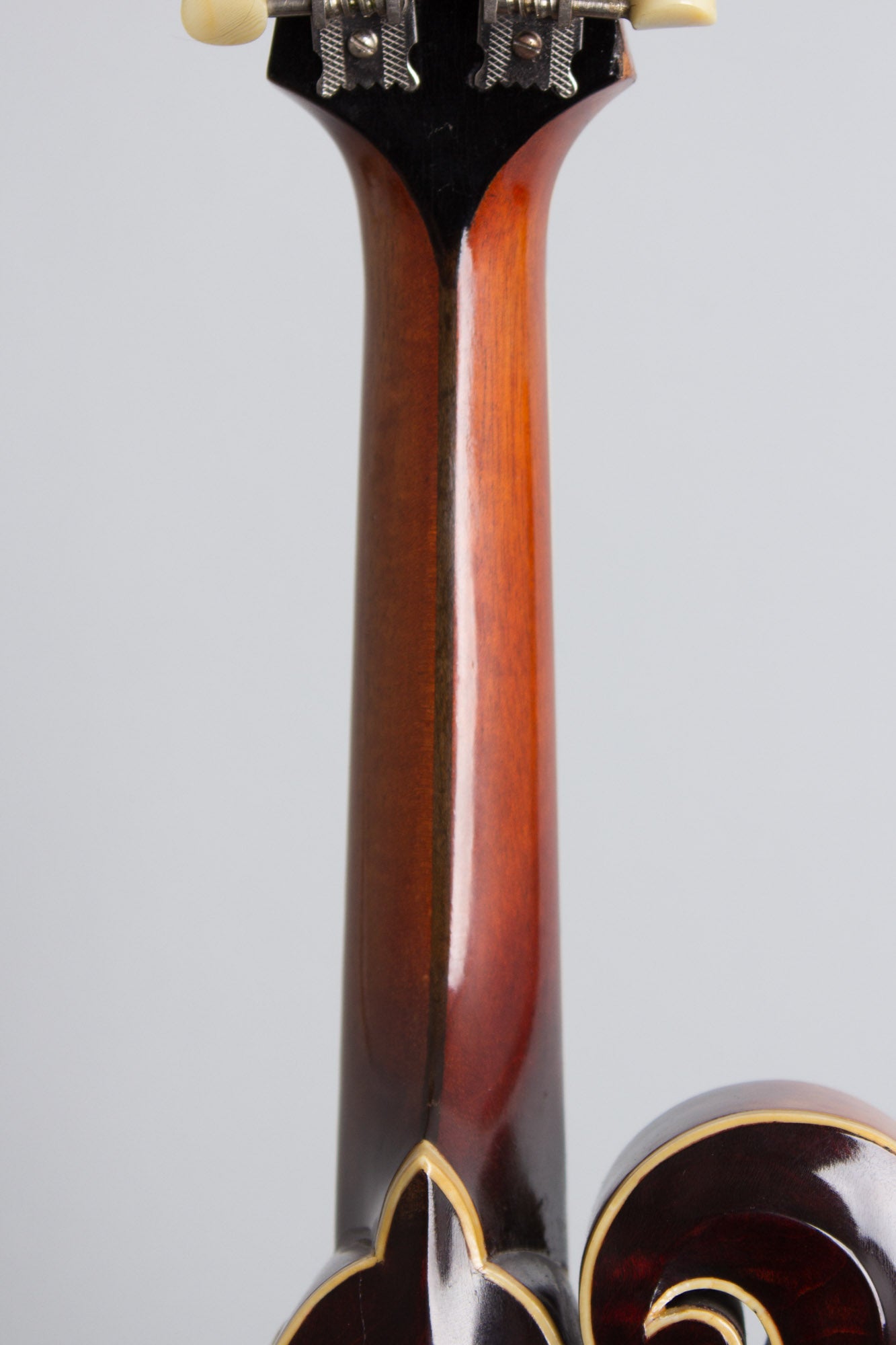 Gibson F-4 Arch Top Mandolin (1922)