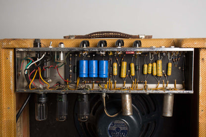 Fender Vibrolux Model 5F11 Tube Amplifier (1959)