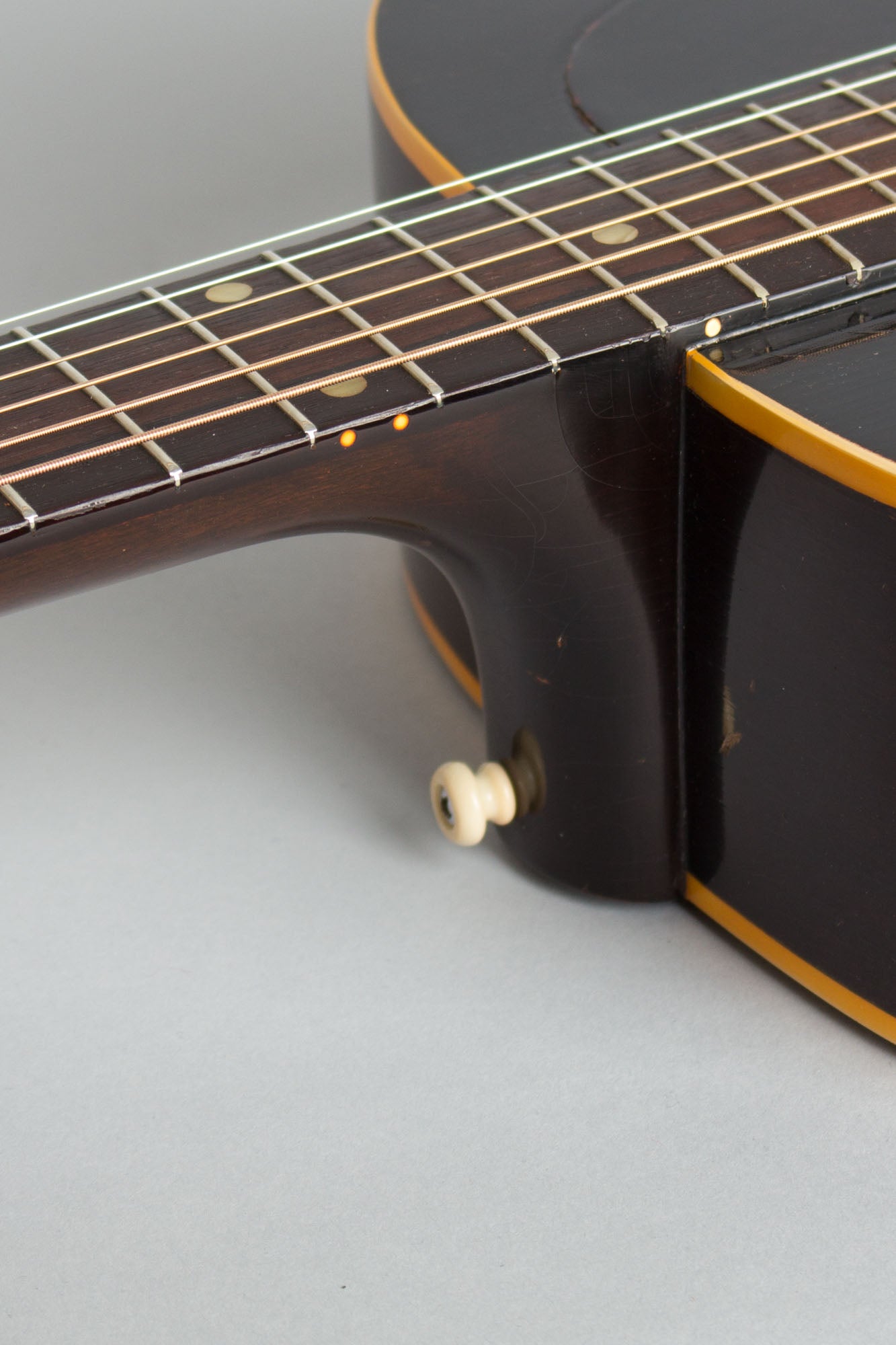Gibson LG-1 Flat Top Acoustic Guitar (1955)