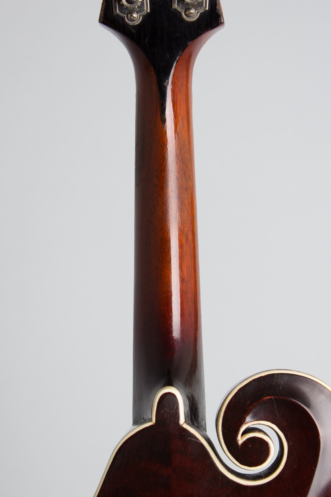 Gibson F-4 Carved Top Mandolin (1927)