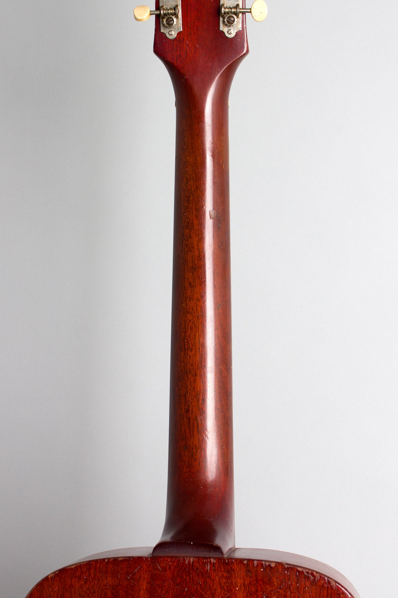 Guild M-20 Flat Top Acoustic Guitar (1965)
