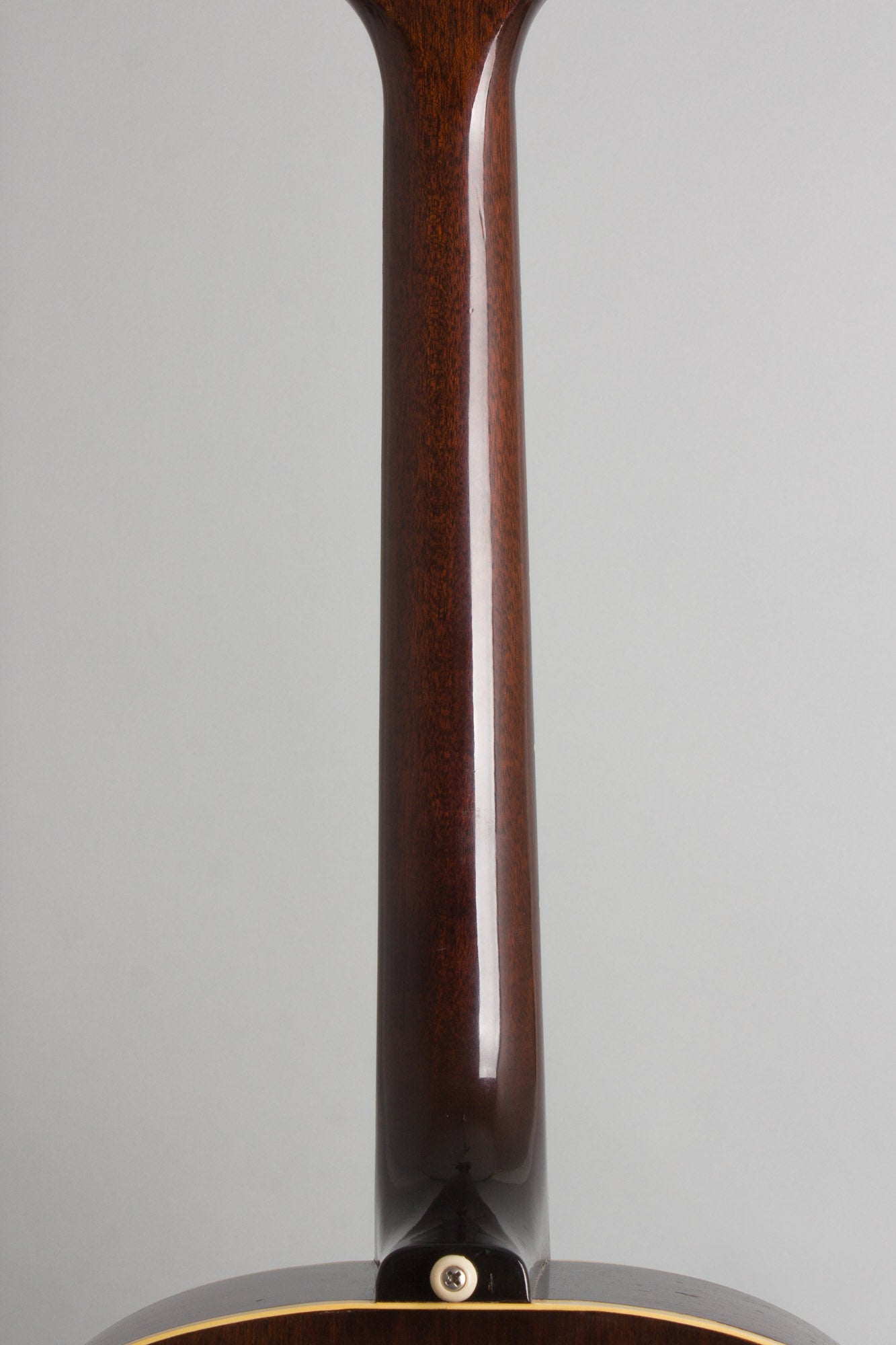 Gibson J-45 Flat Top Acoustic Guitar (1968)