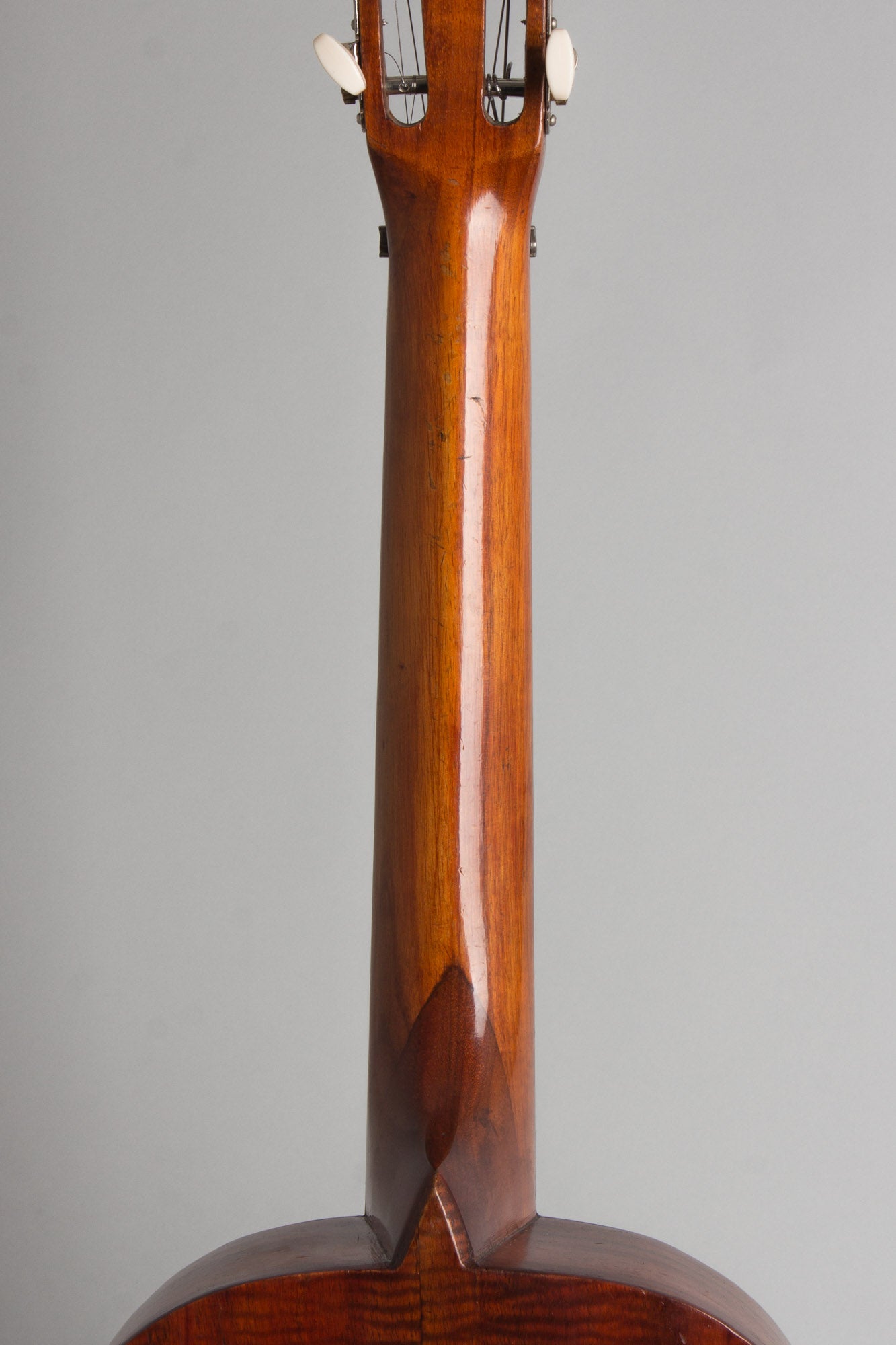 Kamaka Hawaiian Acoustic Guitar (1928)