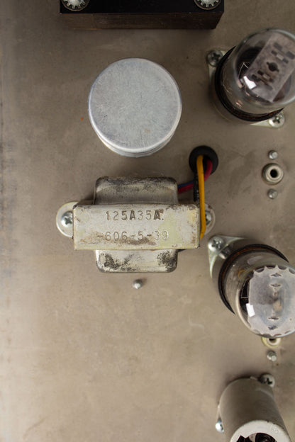 Fender Vibro-Champ AA-764 Small Combo Tube Amplifier (1965)