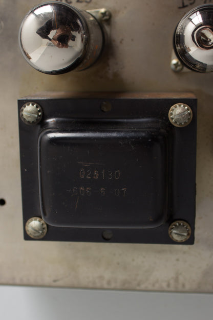 Fender Deluxe Reverb Tube Amplifier (1966)