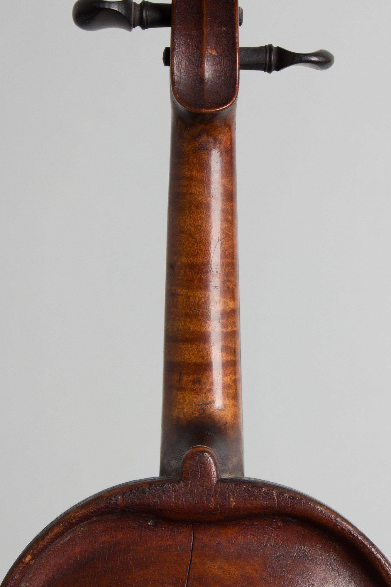 unlabelled Folk Violin (1920)