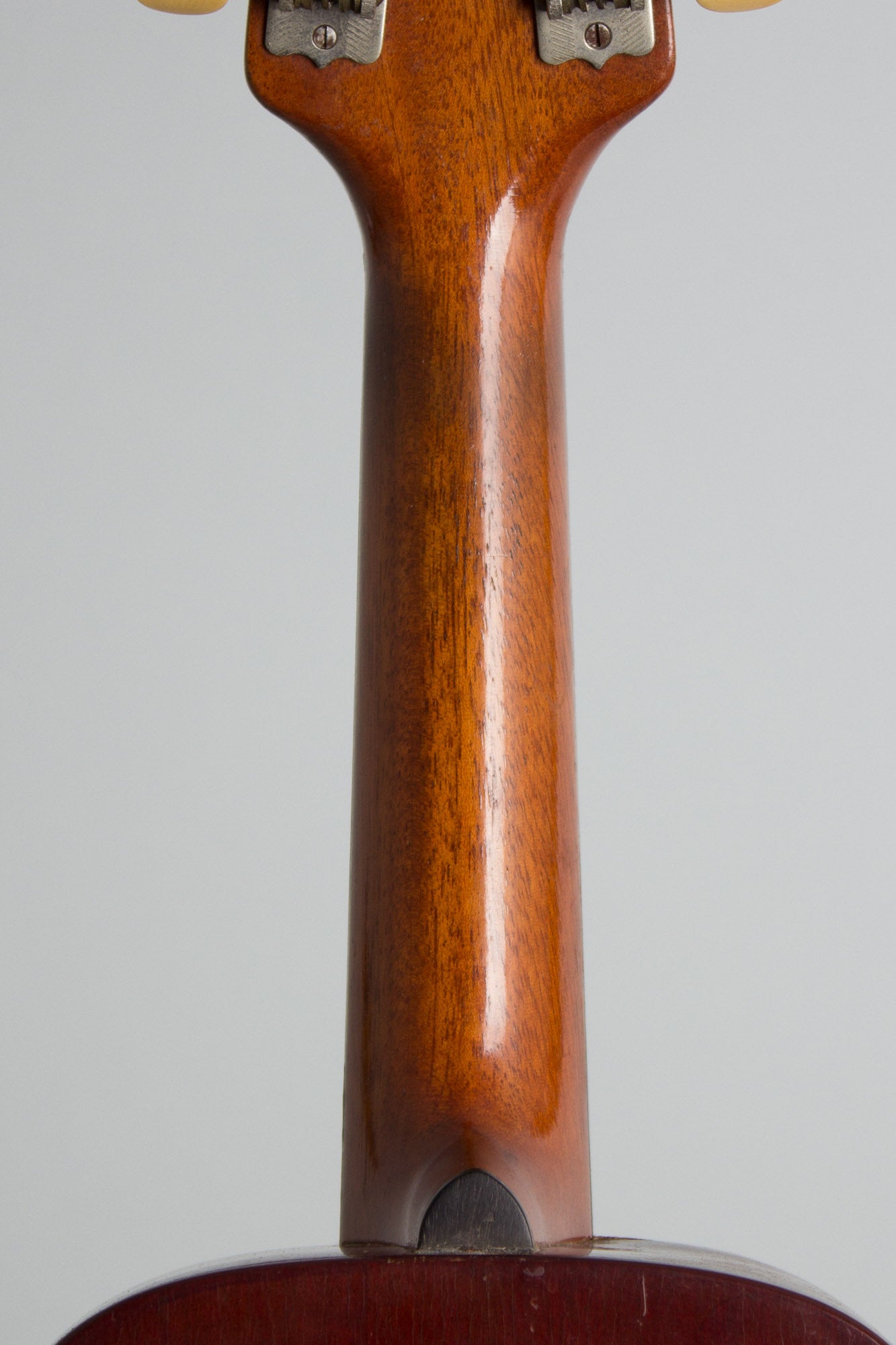 Howe-Orme No. 1730 Arch Top Mandolin (1900)